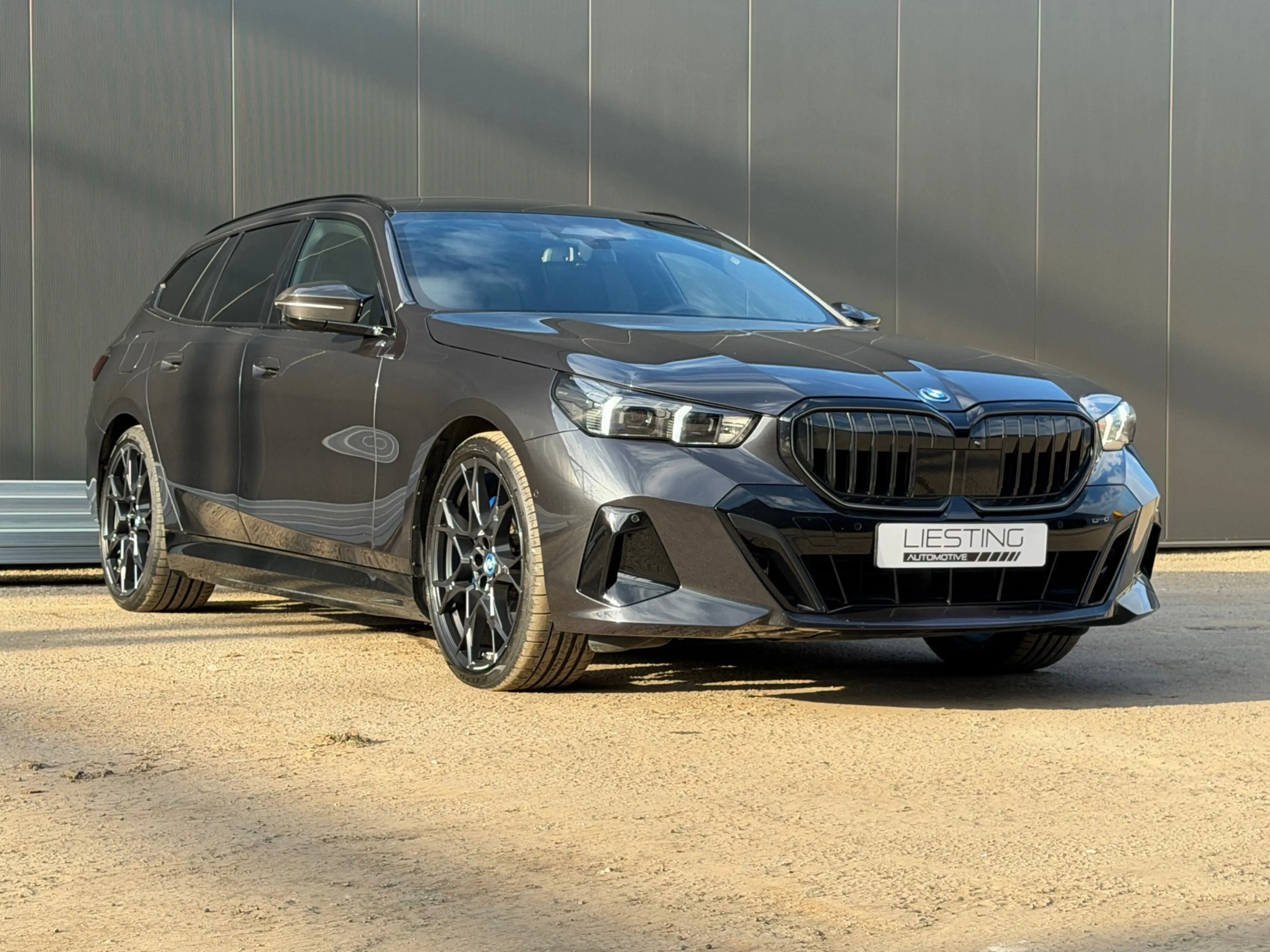 BMW 550 5-serie Touring 550e xDrive M-Sport Pro M-Seats B& — photo 9