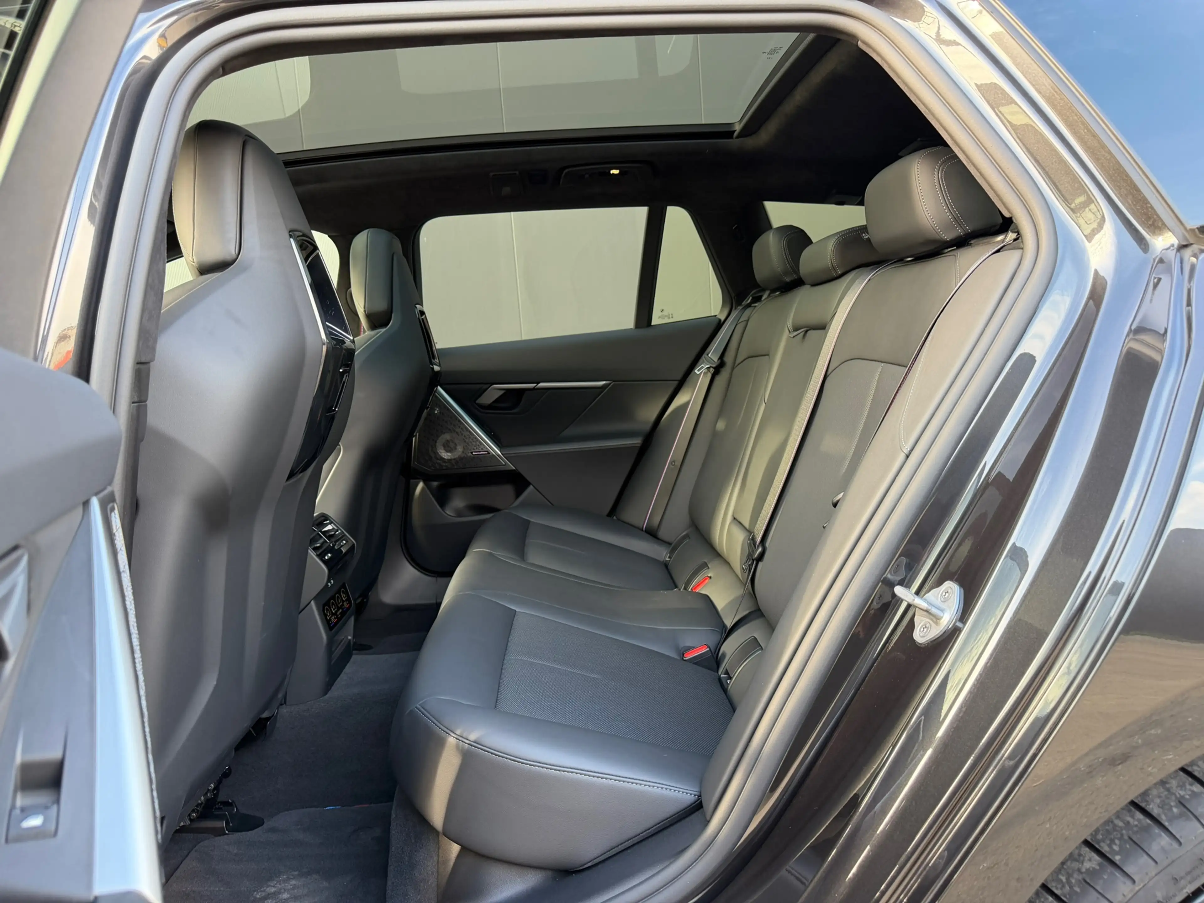 BMW 550 5-serie Touring 550e xDrive M-Sport Pro M-Seats B& — photo 12