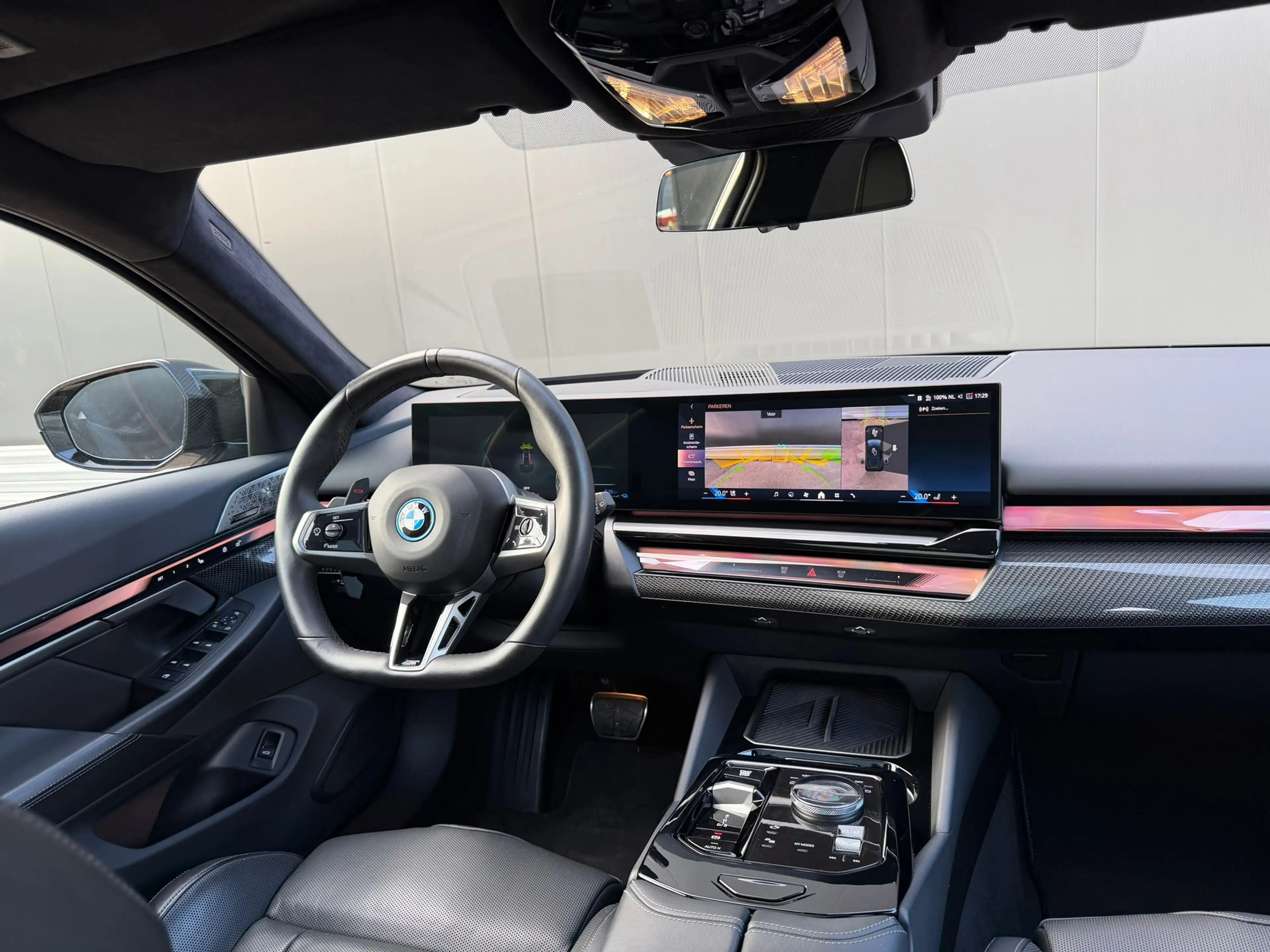 BMW 550 5-serie Touring 550e xDrive M-Sport Pro M-Seats B& — photo 4