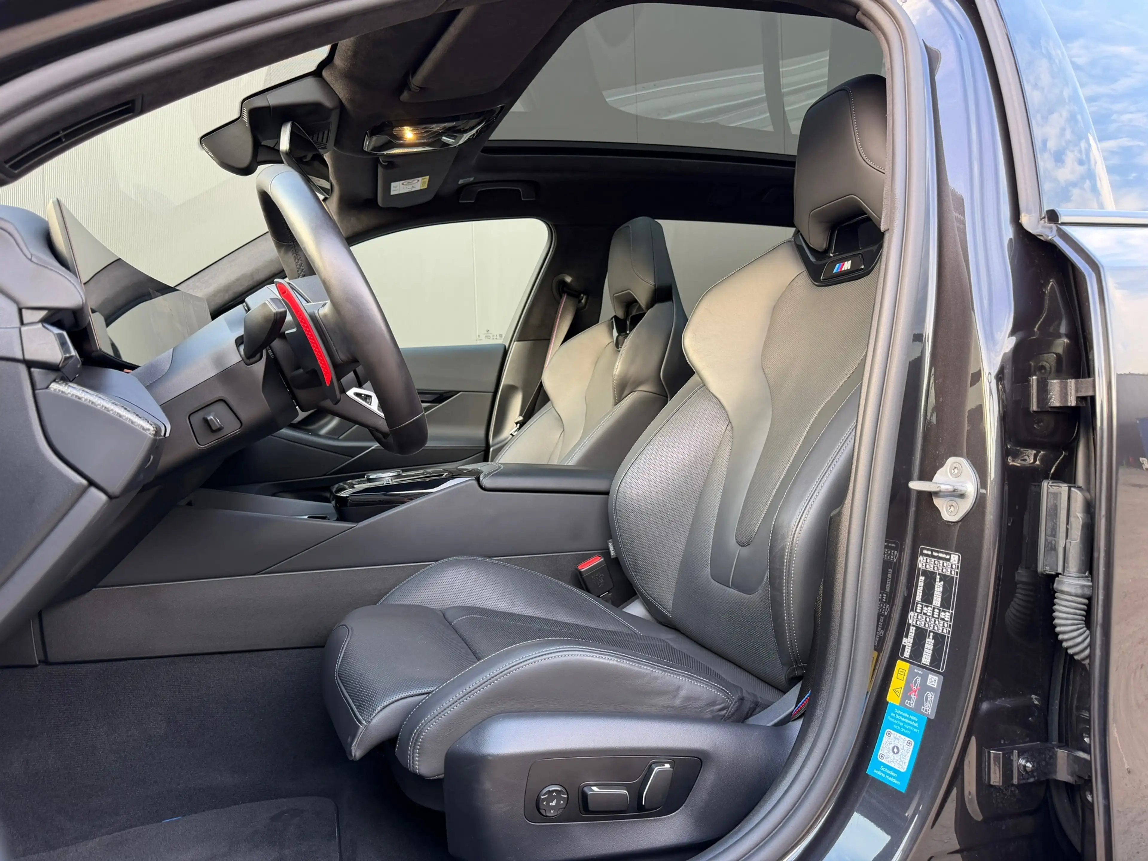 BMW 550 5-serie Touring 550e xDrive M-Sport Pro M-Seats B& — photo 7