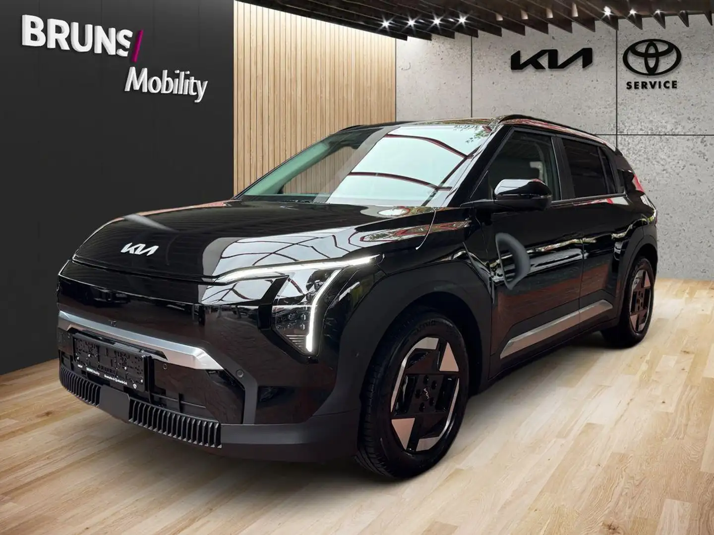 Kia EV3 81,4 KW/H Earth Winter Con., Business, Upgrade, Dr Negru - 2