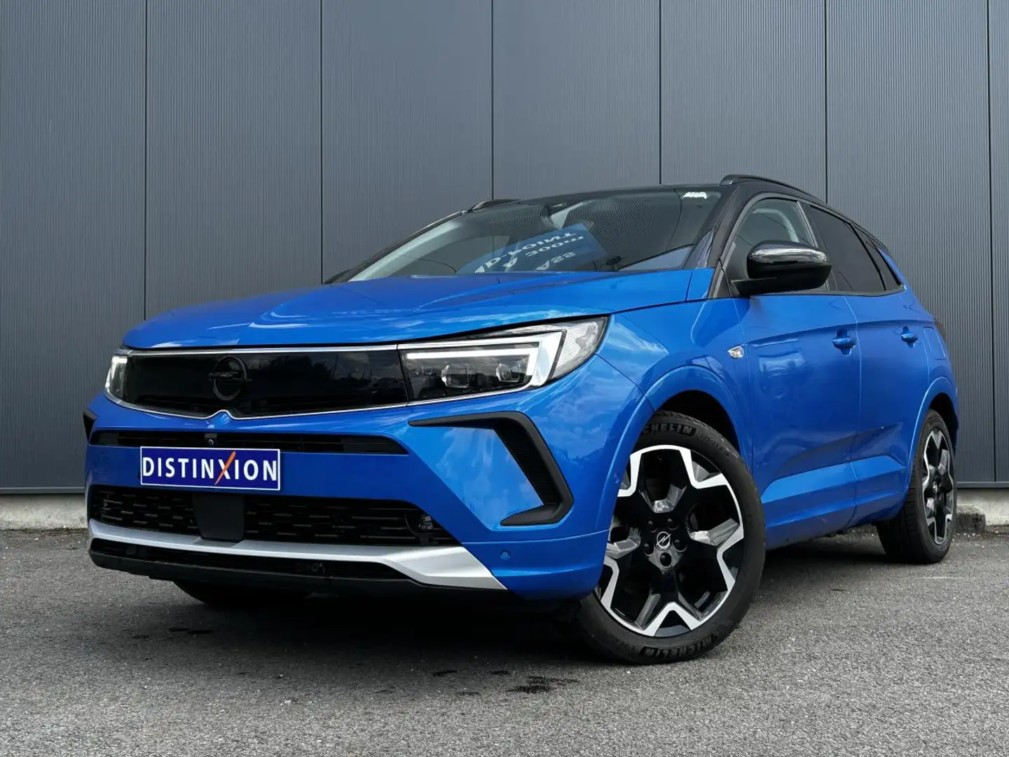 Opel Grandland 1.6 Hybrid 225 Ultimate Auto avec Caméra 360°, Sièges électriques et Hayon Bleu - 2