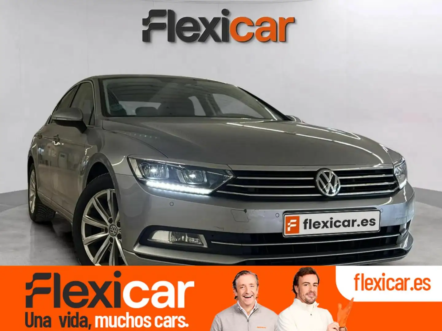Volkswagen Passat 2.0TDI Advance 110kW Gris - 1