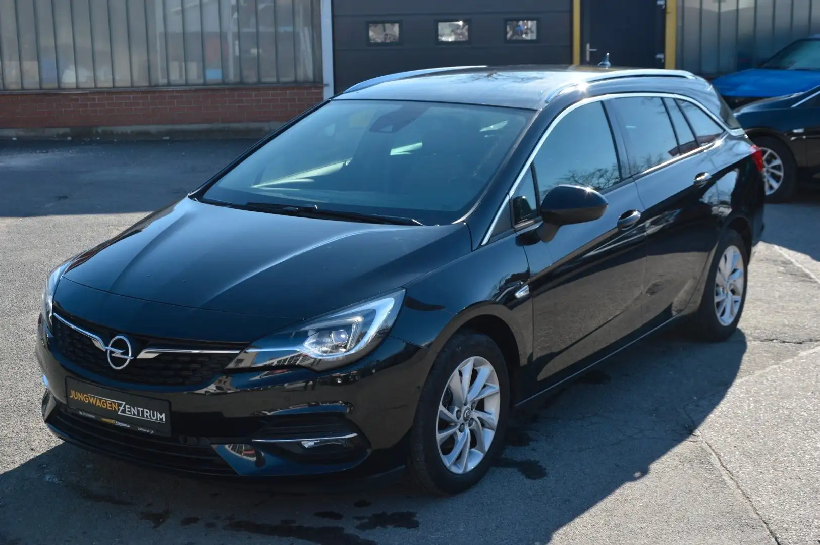 Opel Astra K ST 1.5D NAVI"AUT"KLIMA"SzHz"LHz Schwarz - 1