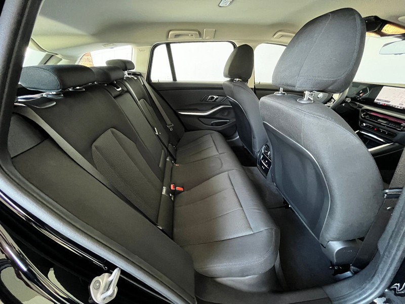 BMW 318 i Tour Navi LED LM Shadow Shz Alarm — photo 15