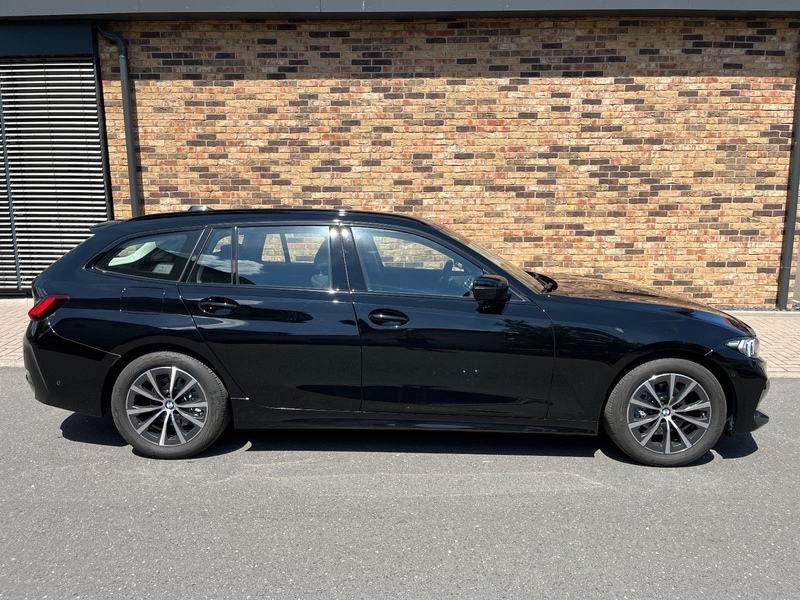 BMW 318 i Tour Navi LED LM Shadow Shz Alarm — photo 7
