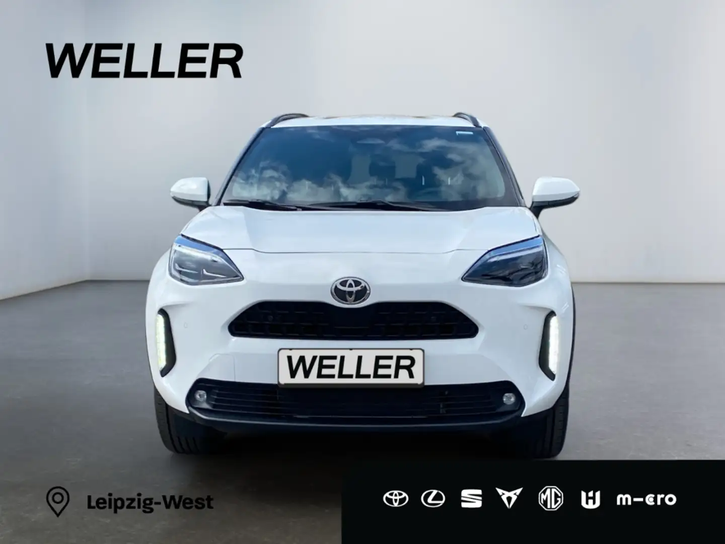 Toyota Yaris Cross Hybrid 130 1.5 Teamplayer *Navi*LED* Wit - 2