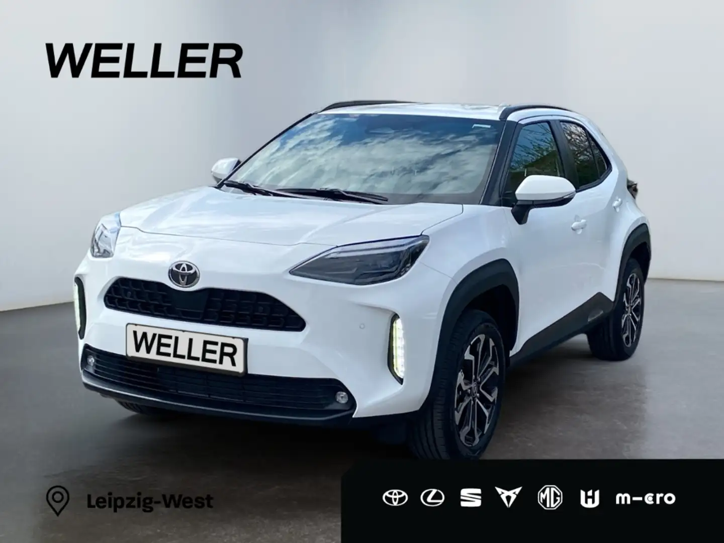 Toyota Yaris Cross Hybrid 130 1.5 Teamplayer *Navi*LED* Wit - 1