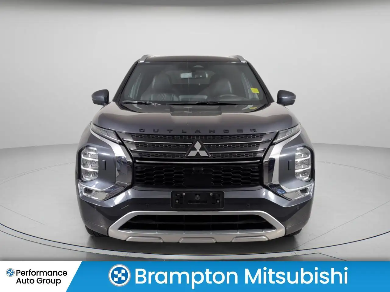 Mitsubishi Outlander photo Mitsubishi Outlander