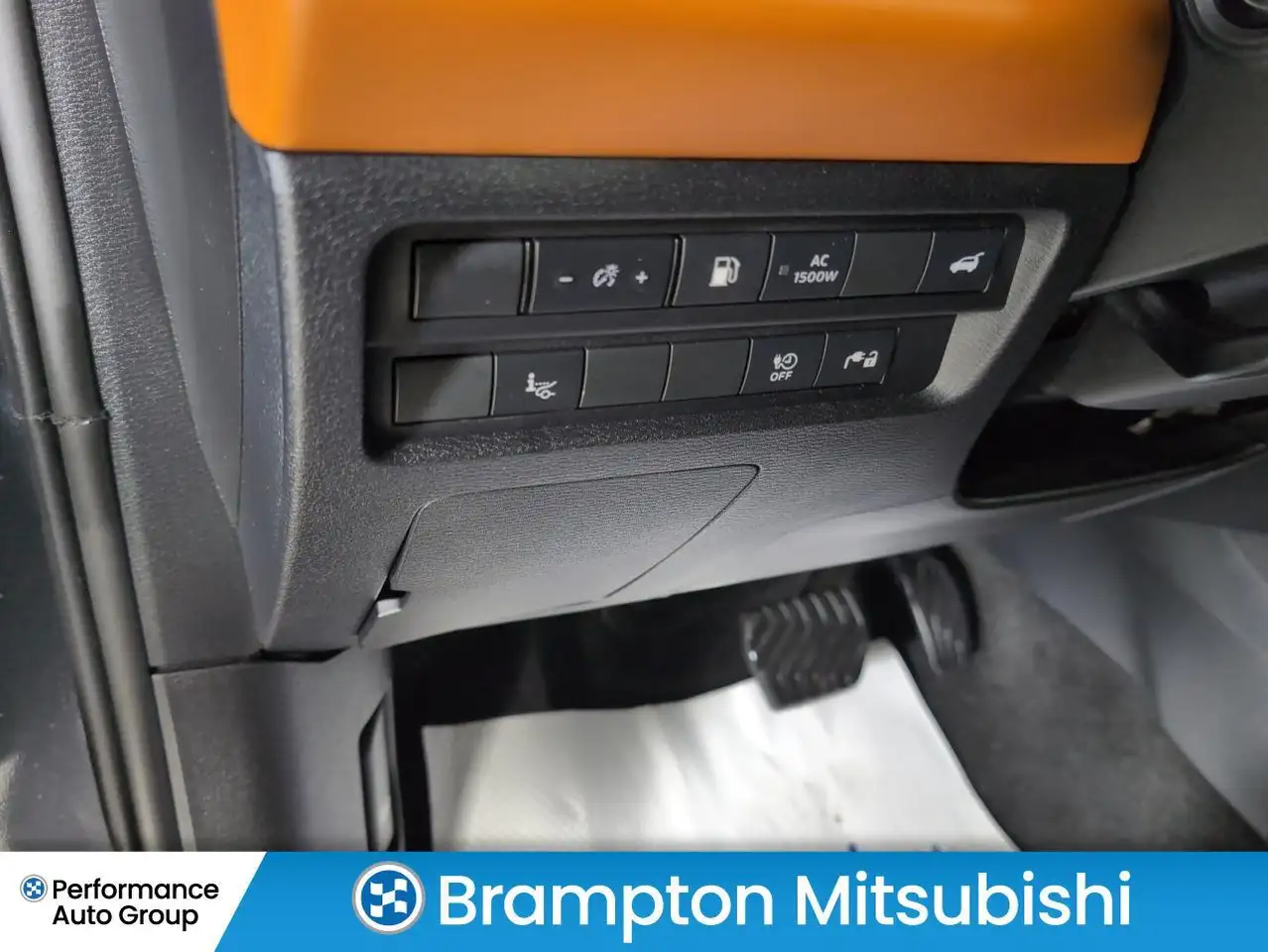 Mitsubishi Outlander photo Mitsubishi Outlander