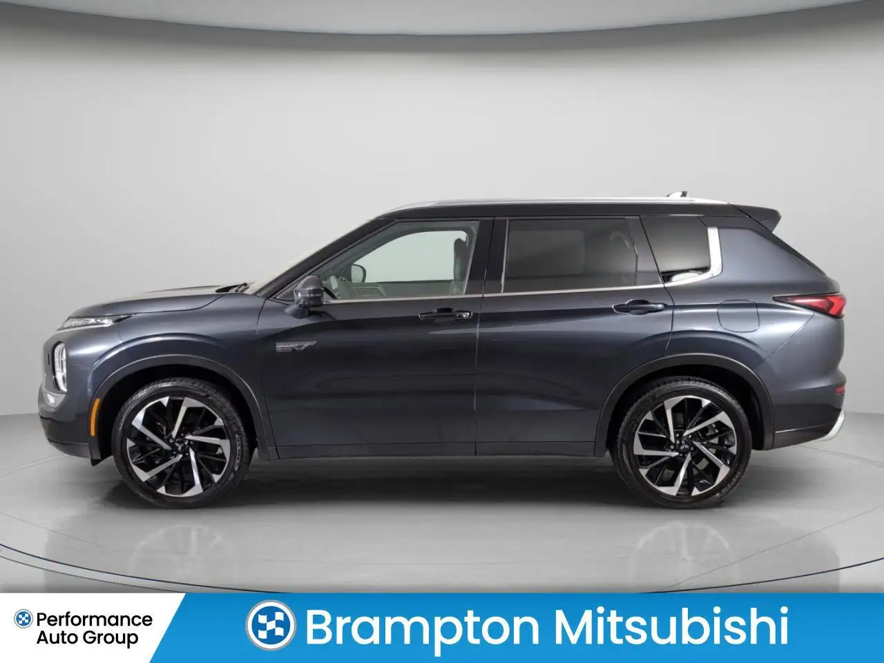 Mitsubishi Outlander photo Mitsubishi Outlander