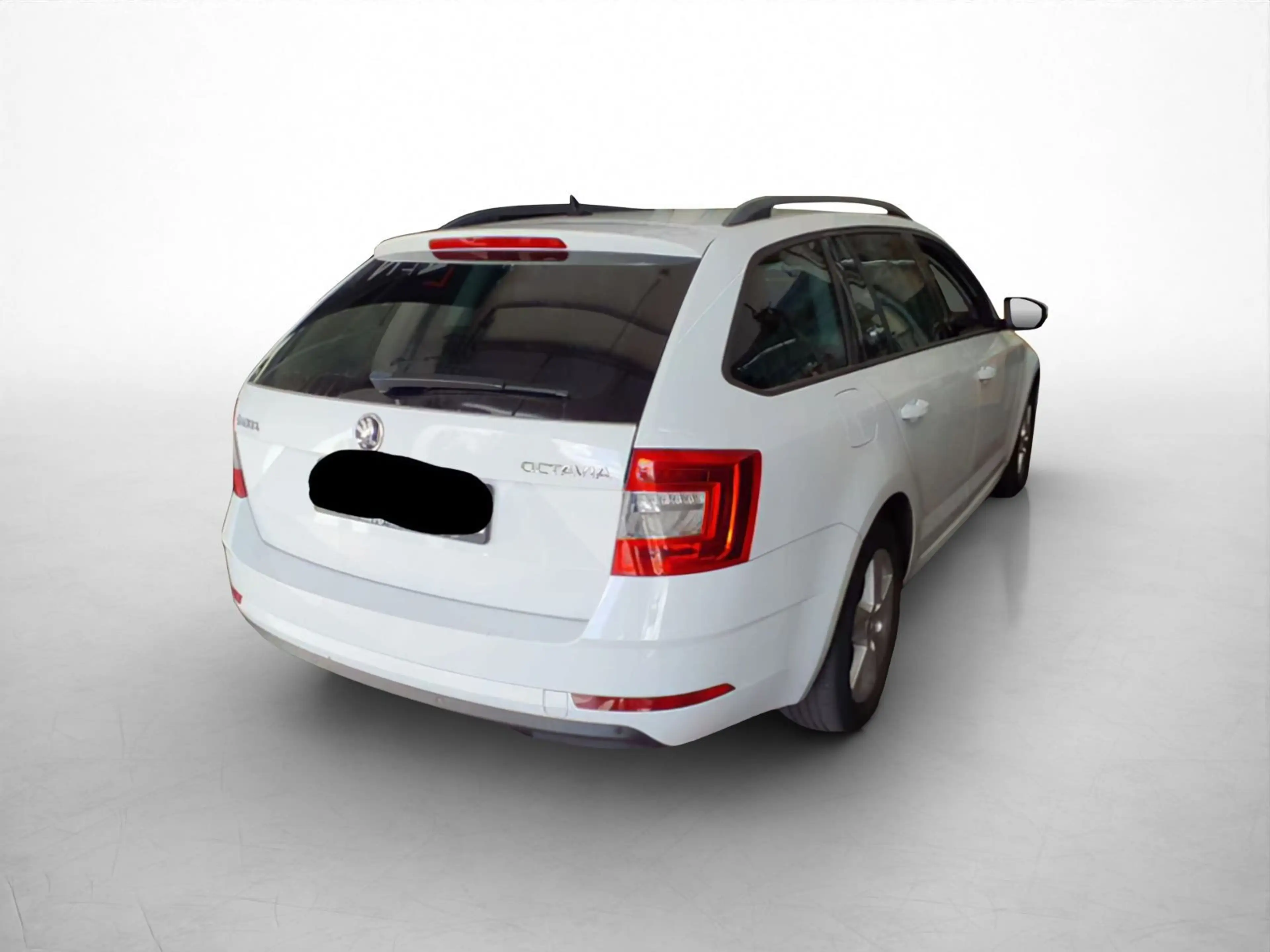 Skoda Octavia 1.0 TSI Tour*NAVI*SHZ*DAB+*USB* — photo 2