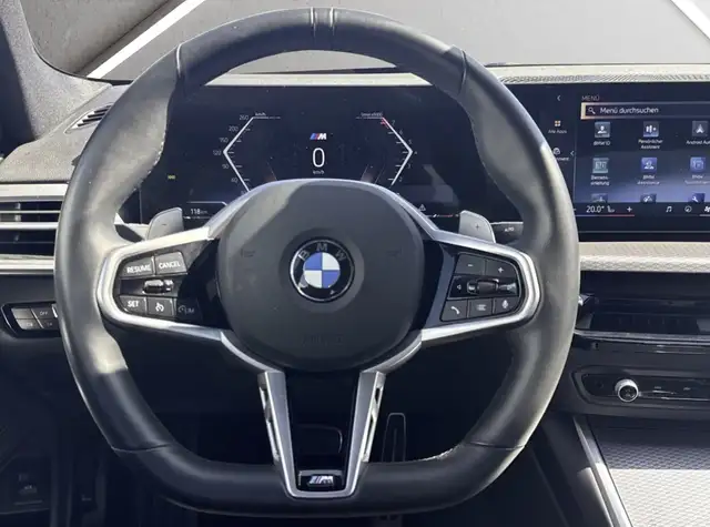 BMW 3 Series view 8