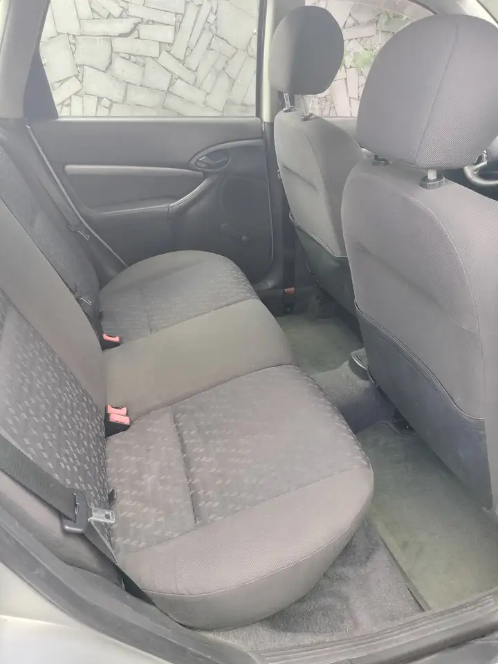 Ford Focus SW 1.6i 16v Zetec, foto 6
