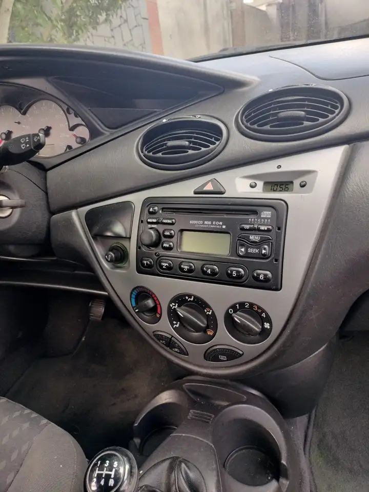Ford Focus SW 1.6i 16v Zetec, foto 5