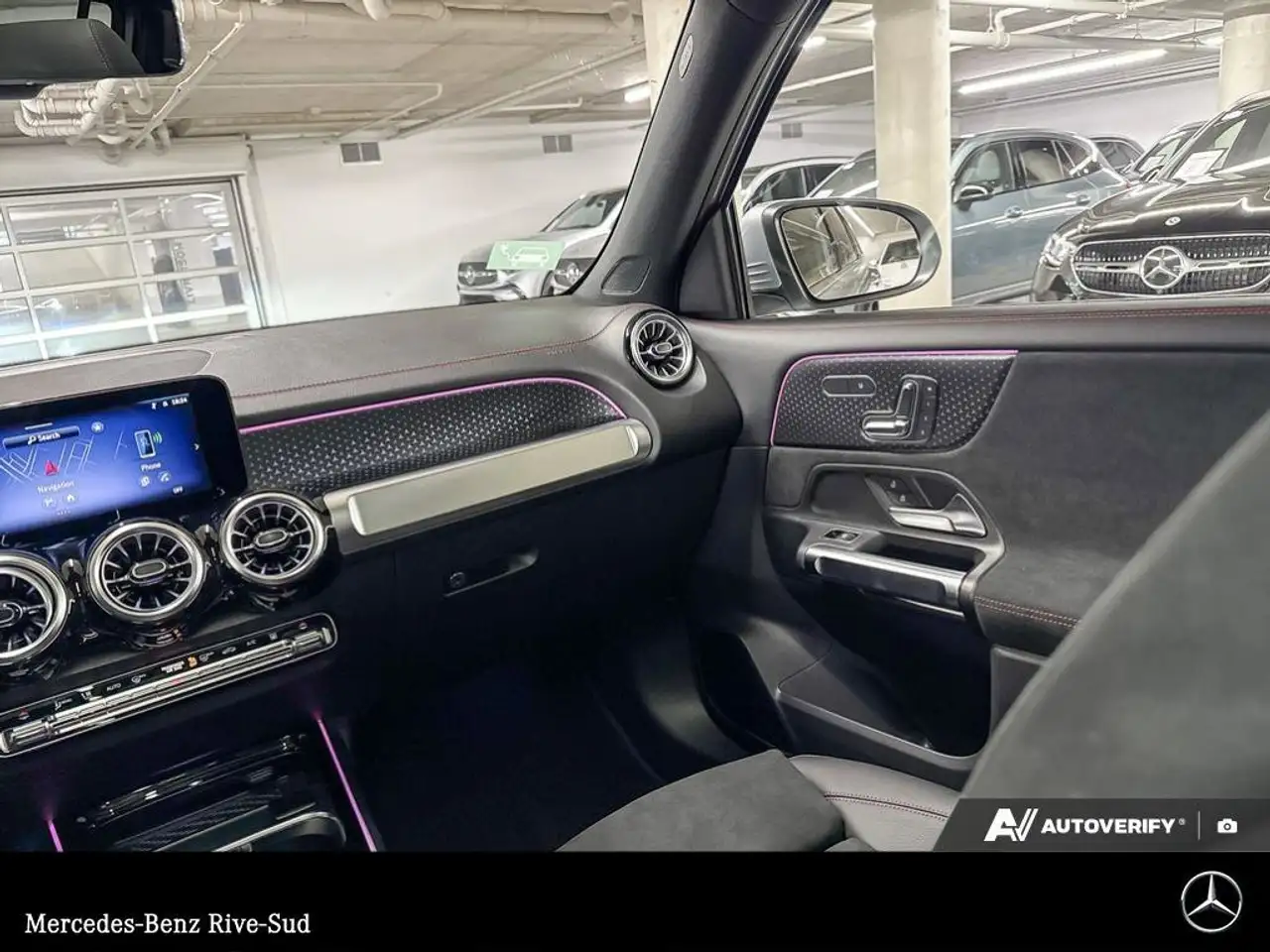 Mercedes-Benz EQB снимка Mercedes-Benz EQB