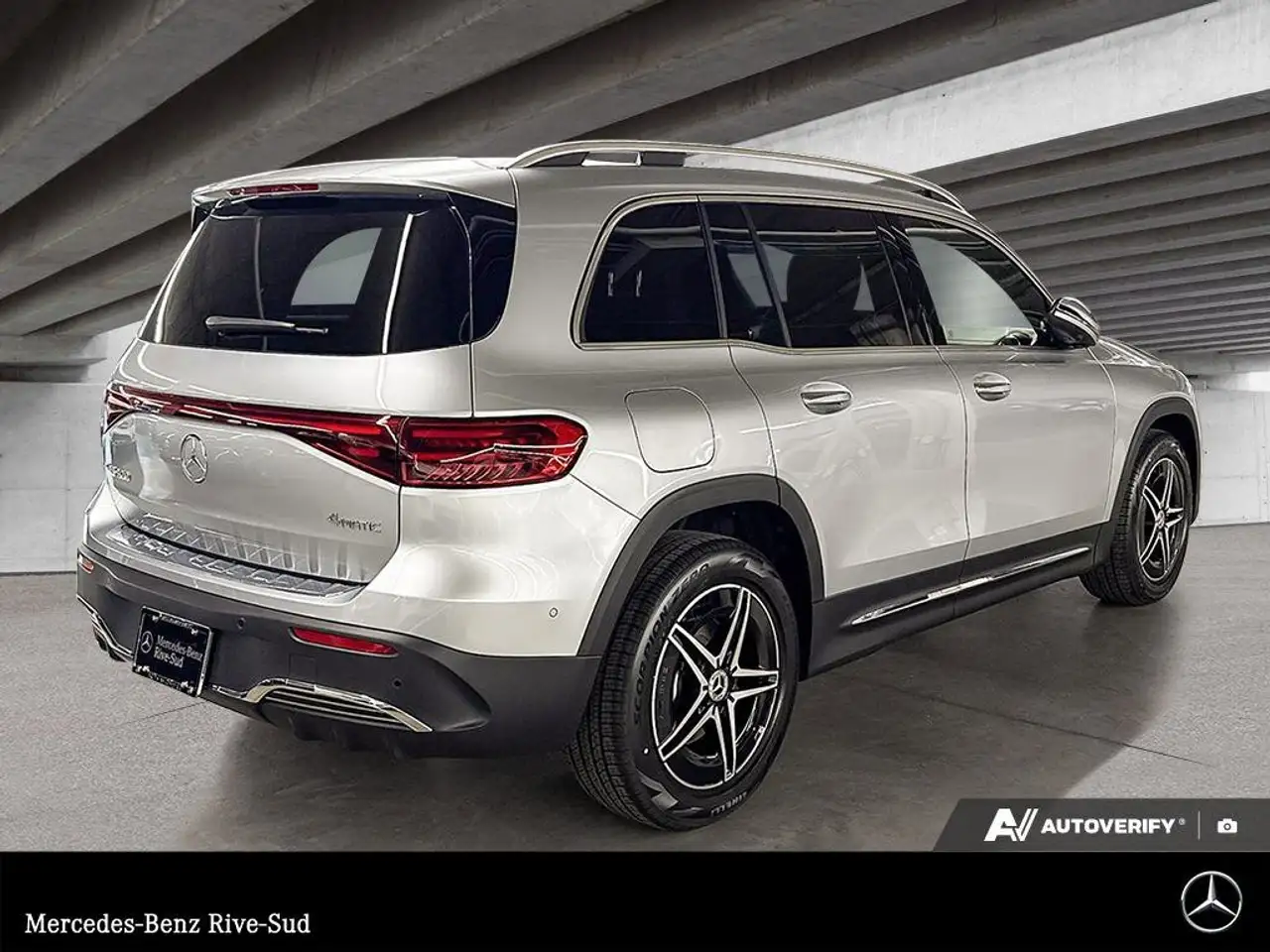 Mercedes-Benz EQB снимка Mercedes-Benz EQB