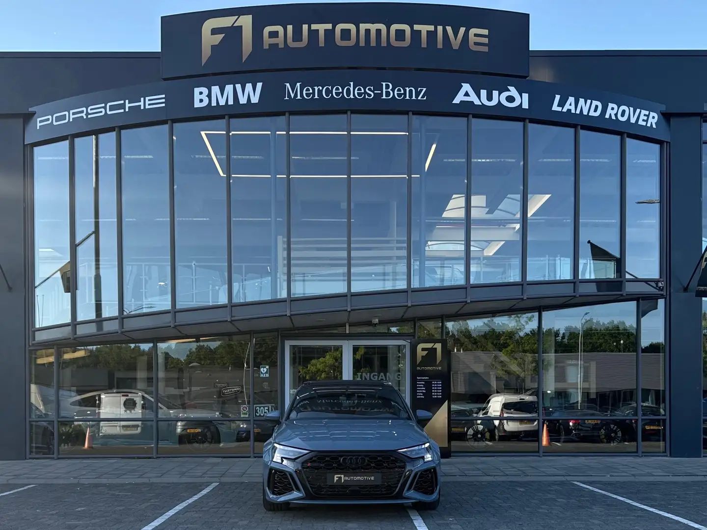 Audi RS3 Limousine 2.5 TFSI Quattro Pano|Keramisch|Sfeer|B& siva - 2