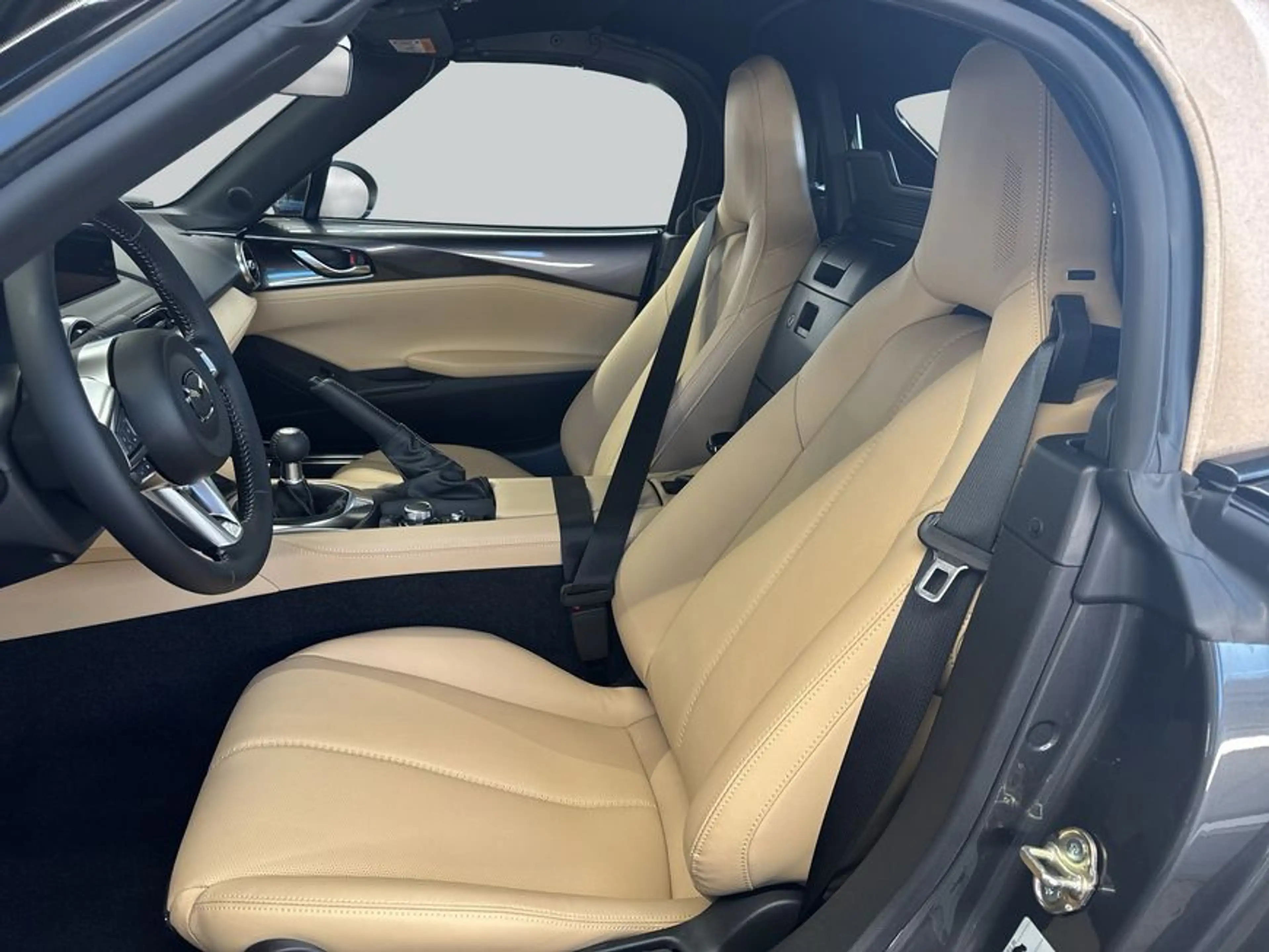 Mazda MX-5 ST SKYACTIV-G 1.5 Kazari 100 kW, 2-türig — photo 10
