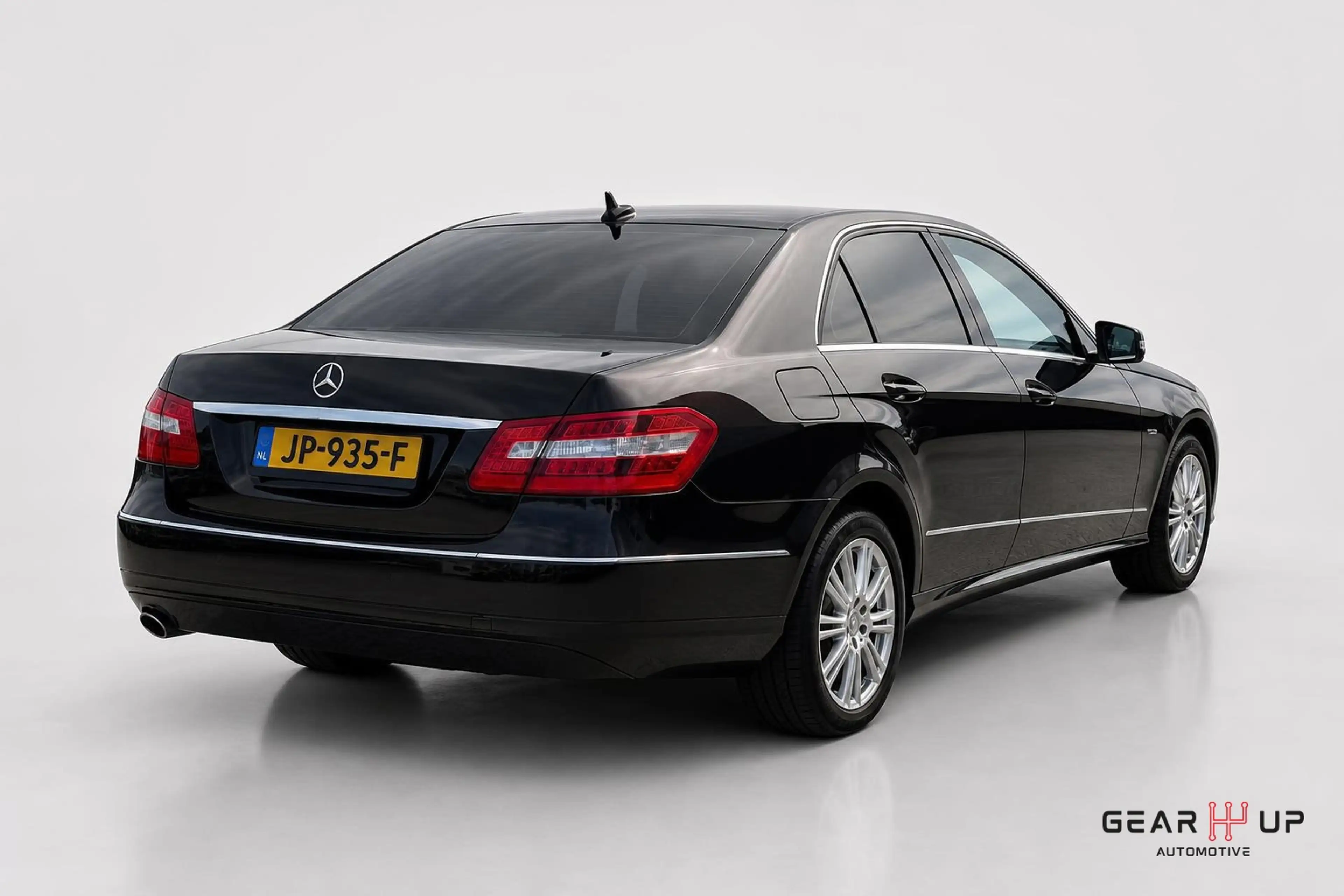 Mercedes-Benz E 200 CGI Elegance CLIMA|NAVI|CRUISE| — photo 11