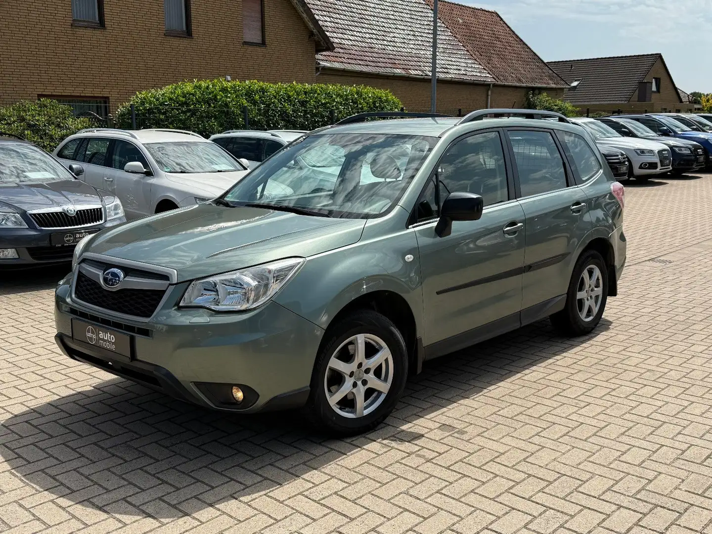 Subaru Forester 2.0D Allrad | AHK | Klima | zelena - 1