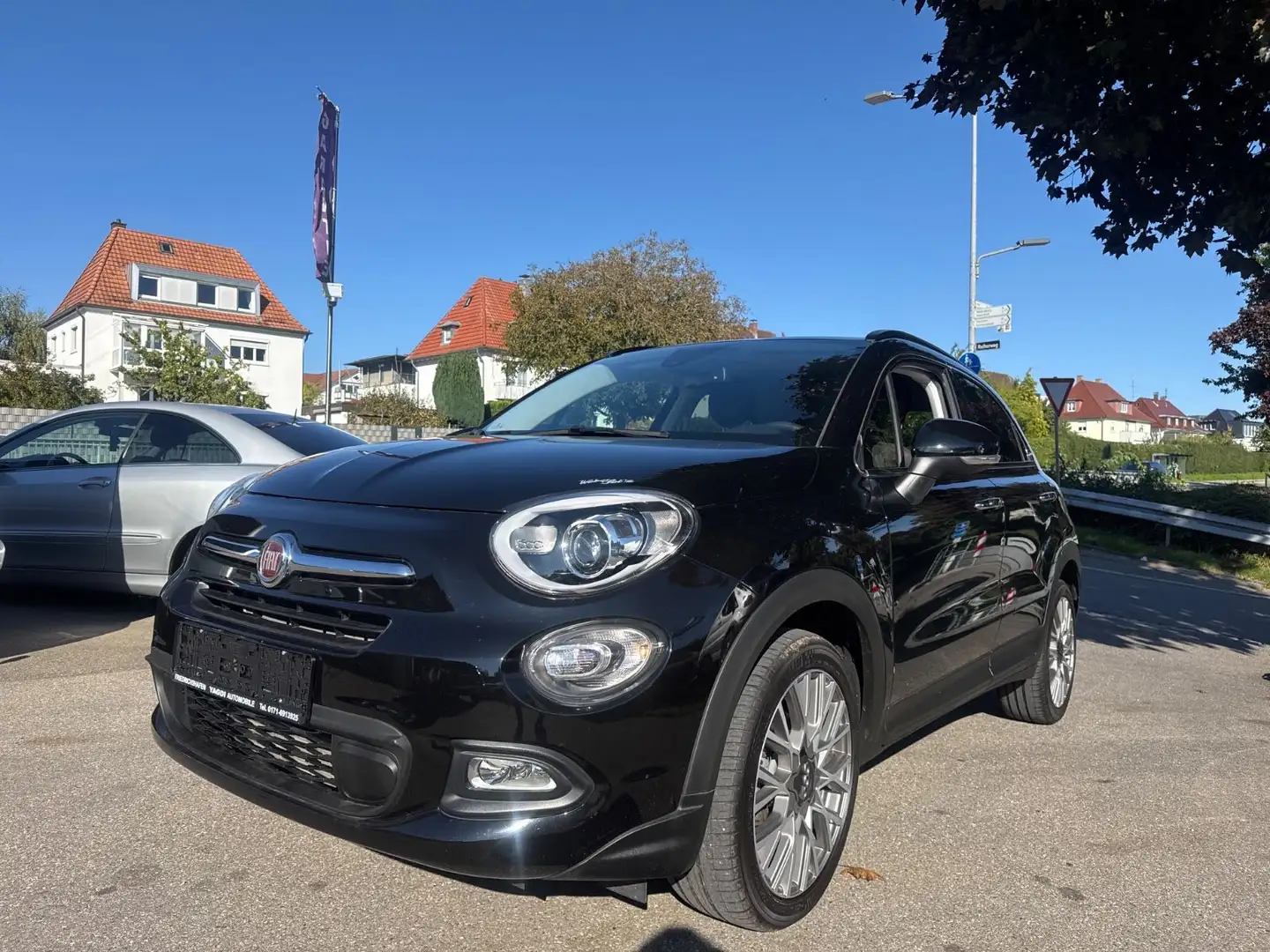 Fiat 500X Lounge ALLRAD*KAM*NAVI*TEMP* Schwarz - 1