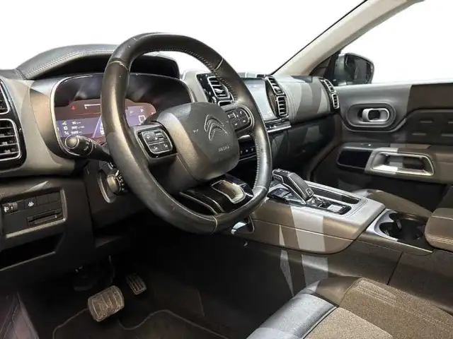 Citroen C5 Aircross view 11