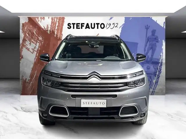Citroen C5 Aircross view 2