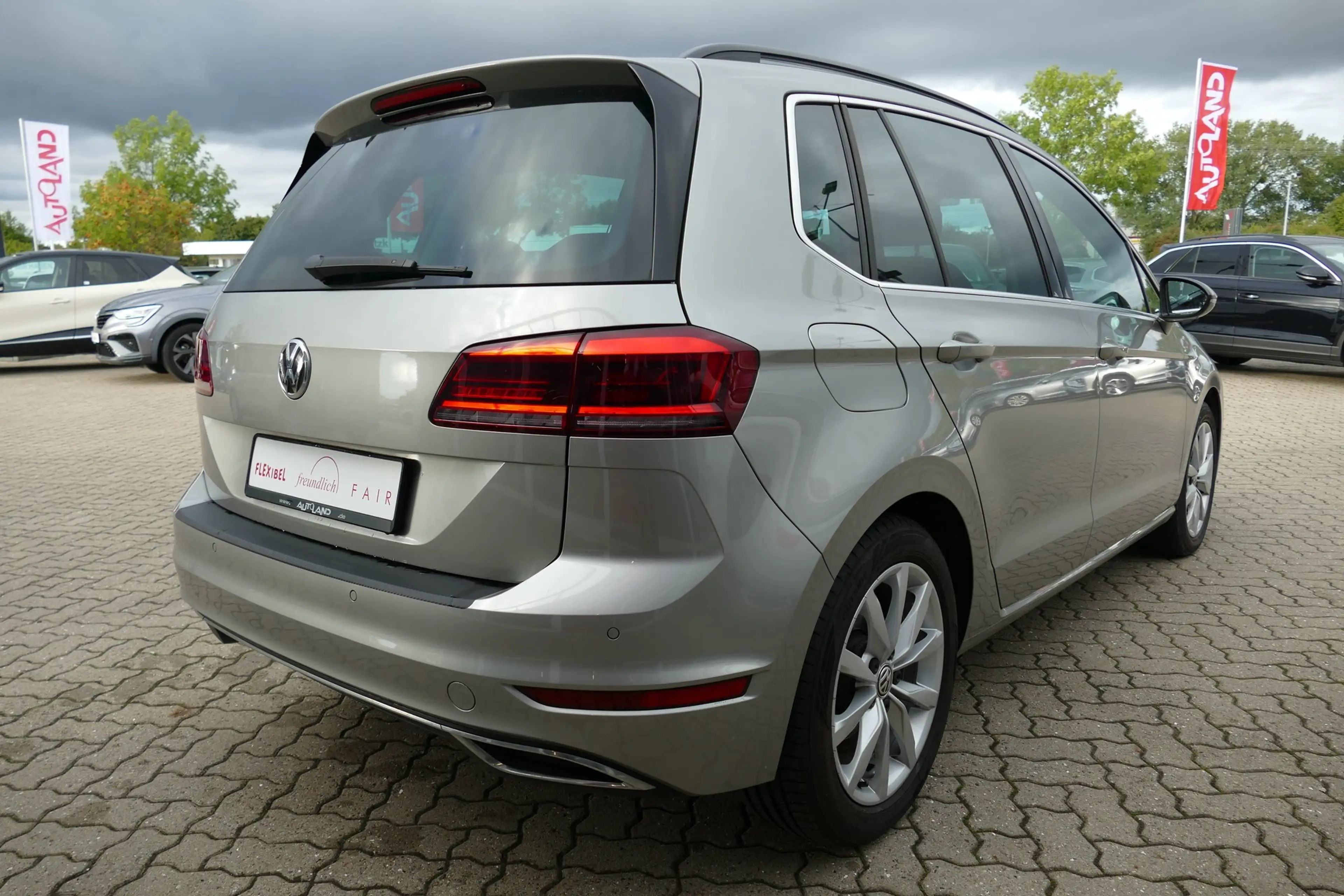 Volkswagen Golf Sportsvan VII 1.5 16V TSI Highline LED Navi — photo 5