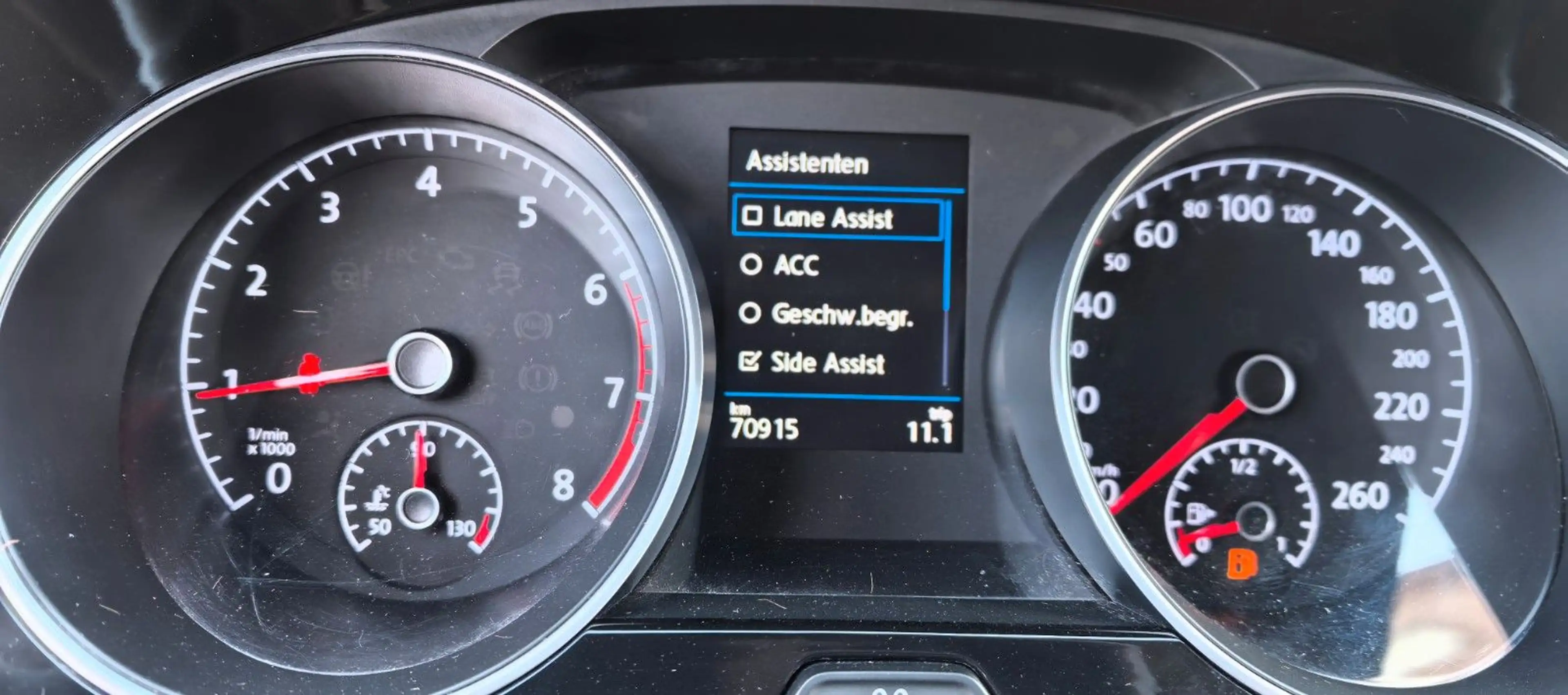 Volkswagen Touran Highline LED/Rückfahrkamera — photo 12