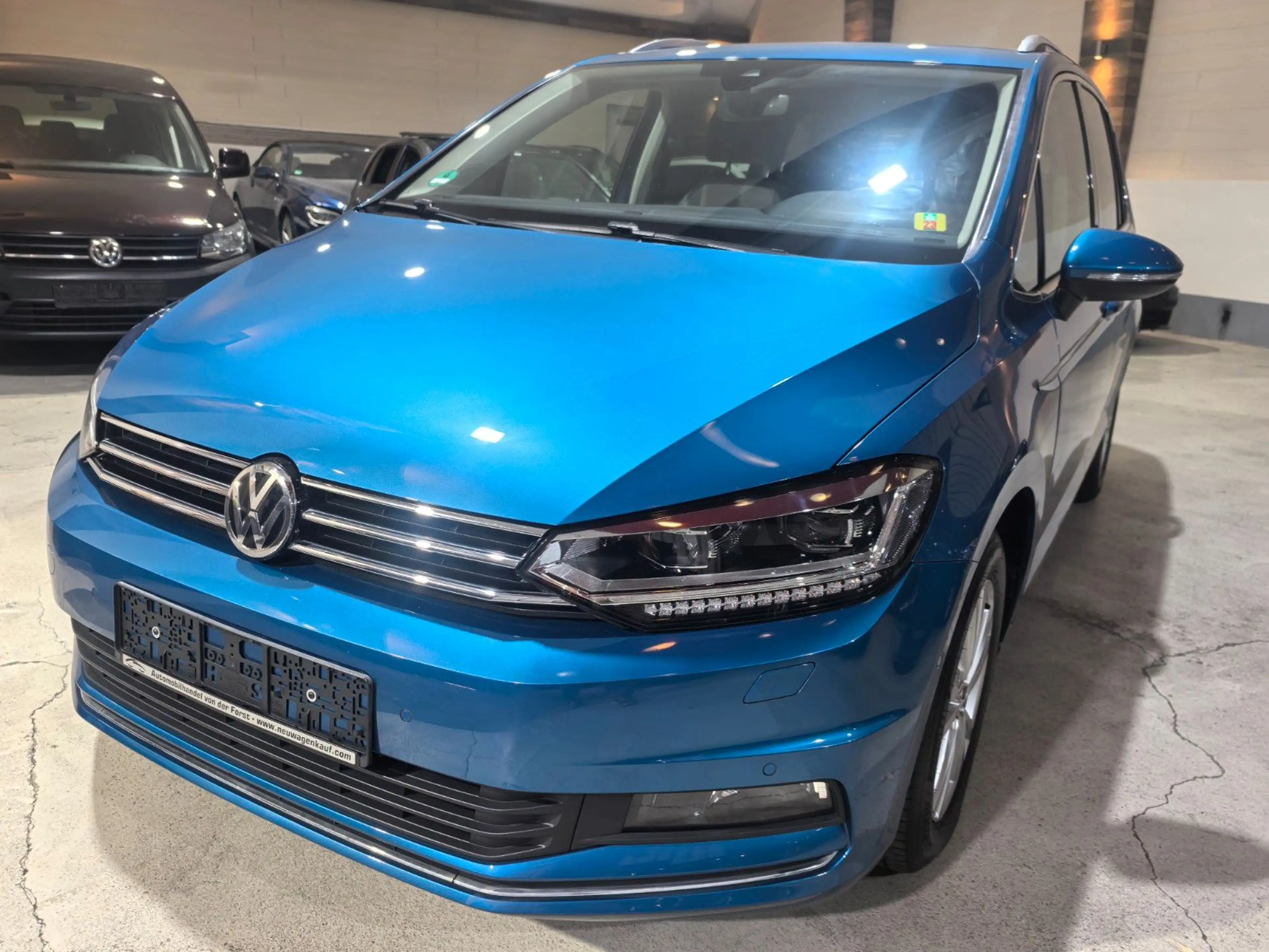 Volkswagen Touran Highline LED/Rückfahrkamera