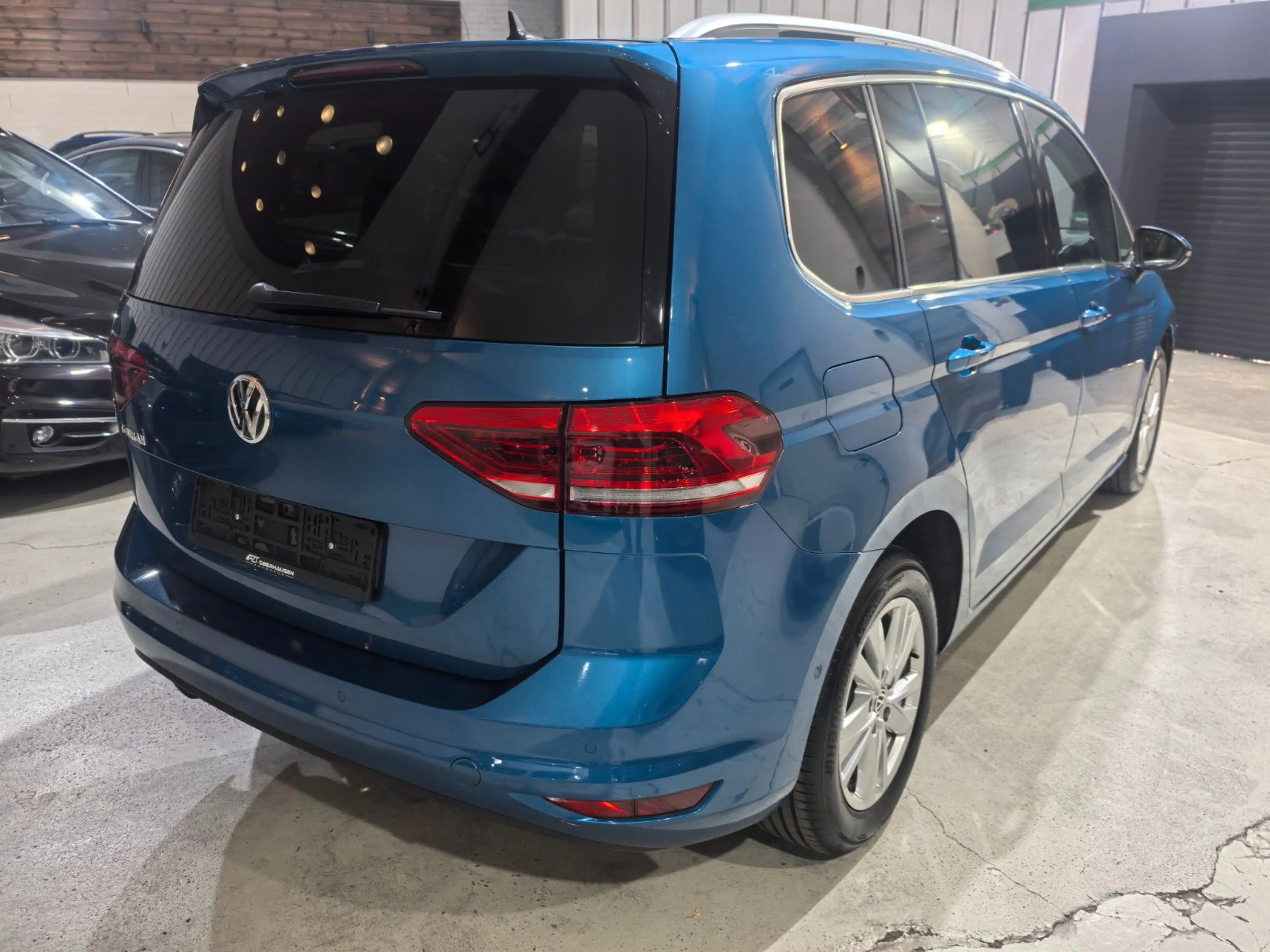 Volkswagen Touran Highline LED/Rückfahrkamera — photo 8