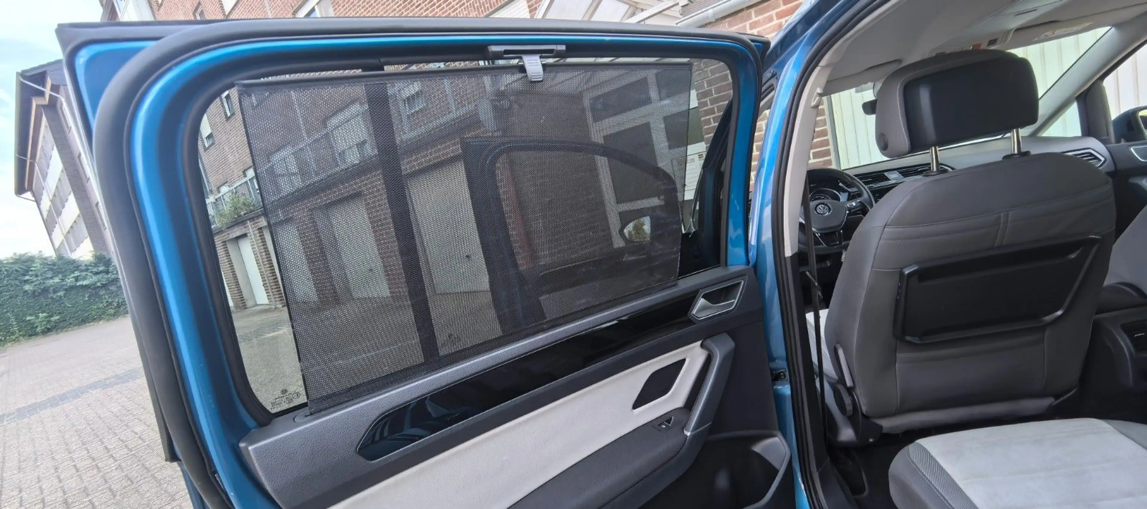 Volkswagen Touran Highline LED/Rückfahrkamera — photo 14