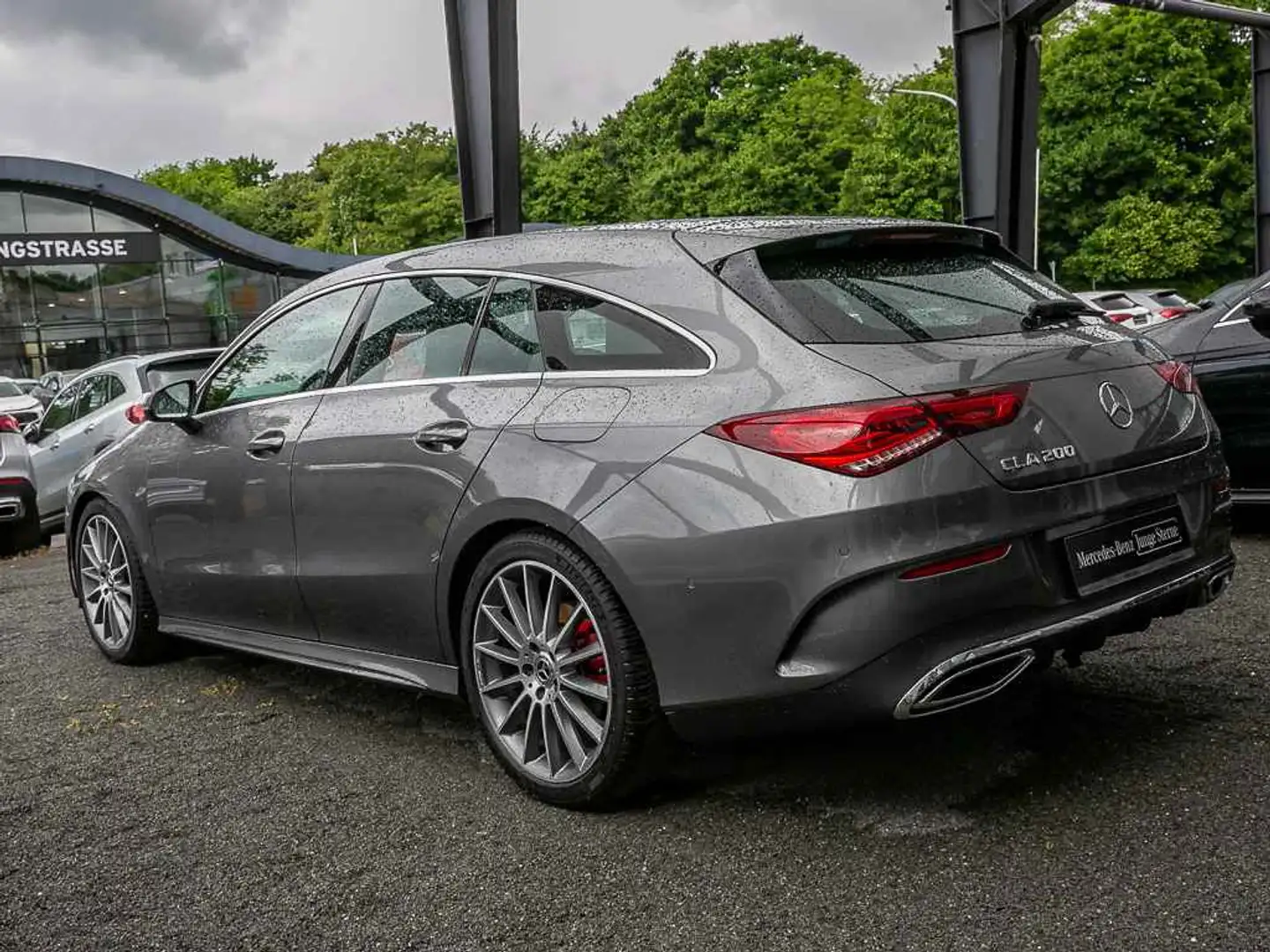 Mercedes-Benz CLA 200 AMG AHK KAMERA LED Gris - 2