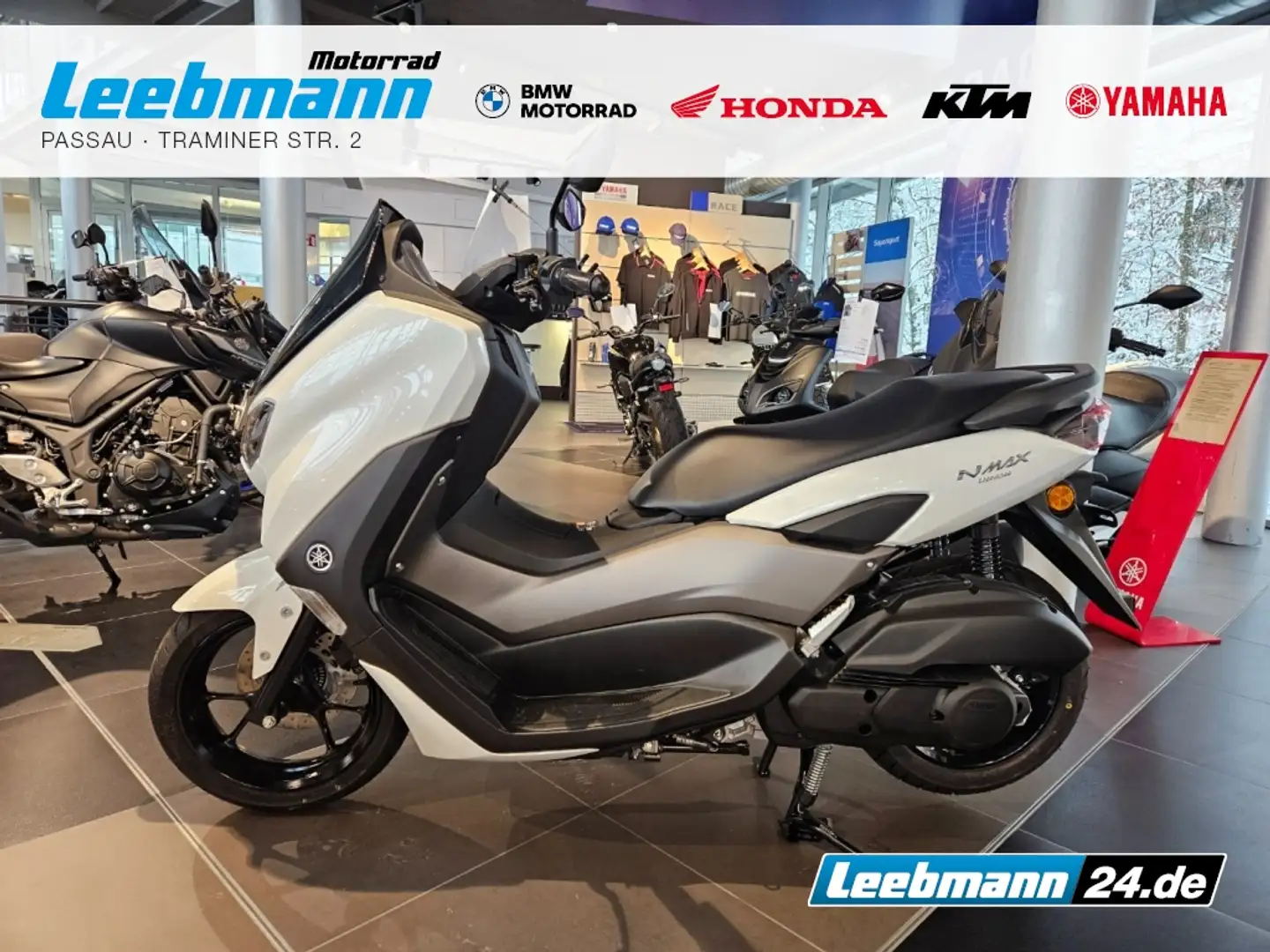 Yamaha NMAX 125 Modell 2023 Weiß - 1