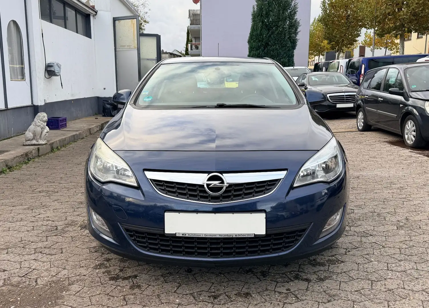 Opel Astra J 1.4 Edition Limousine Klima Tempo SH PDC Bleu - 2