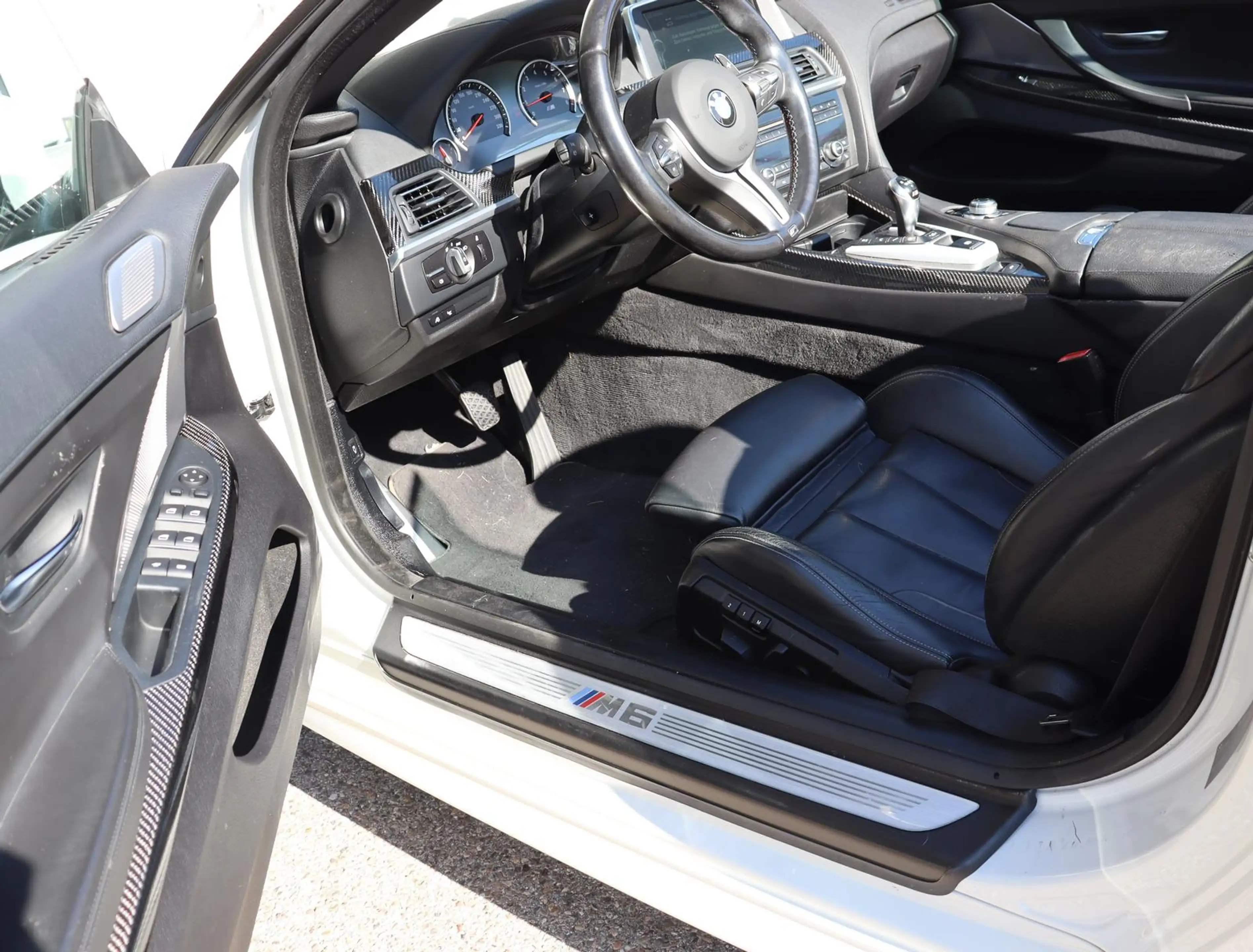 BMW M6 Cabrio /DKG/20``/B&O/Kamera/Navi — photo 6
