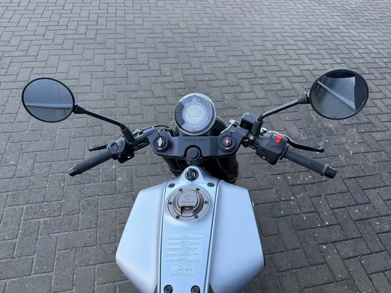 Husqvarna Vitpilen - foto 6