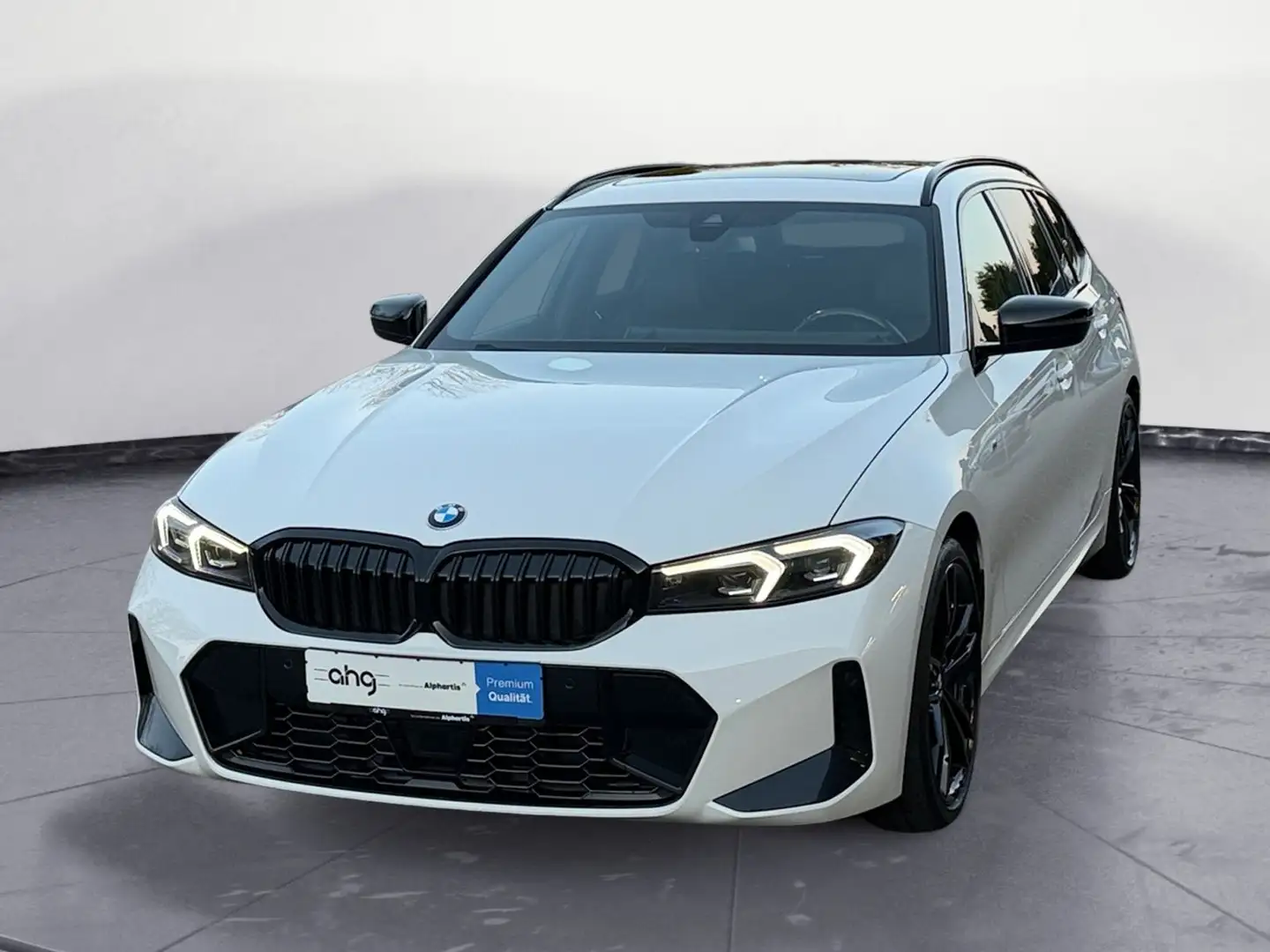 BMW 330 i xDrive Touring M Sportpaket Pro Panorama AH Weiß - 2