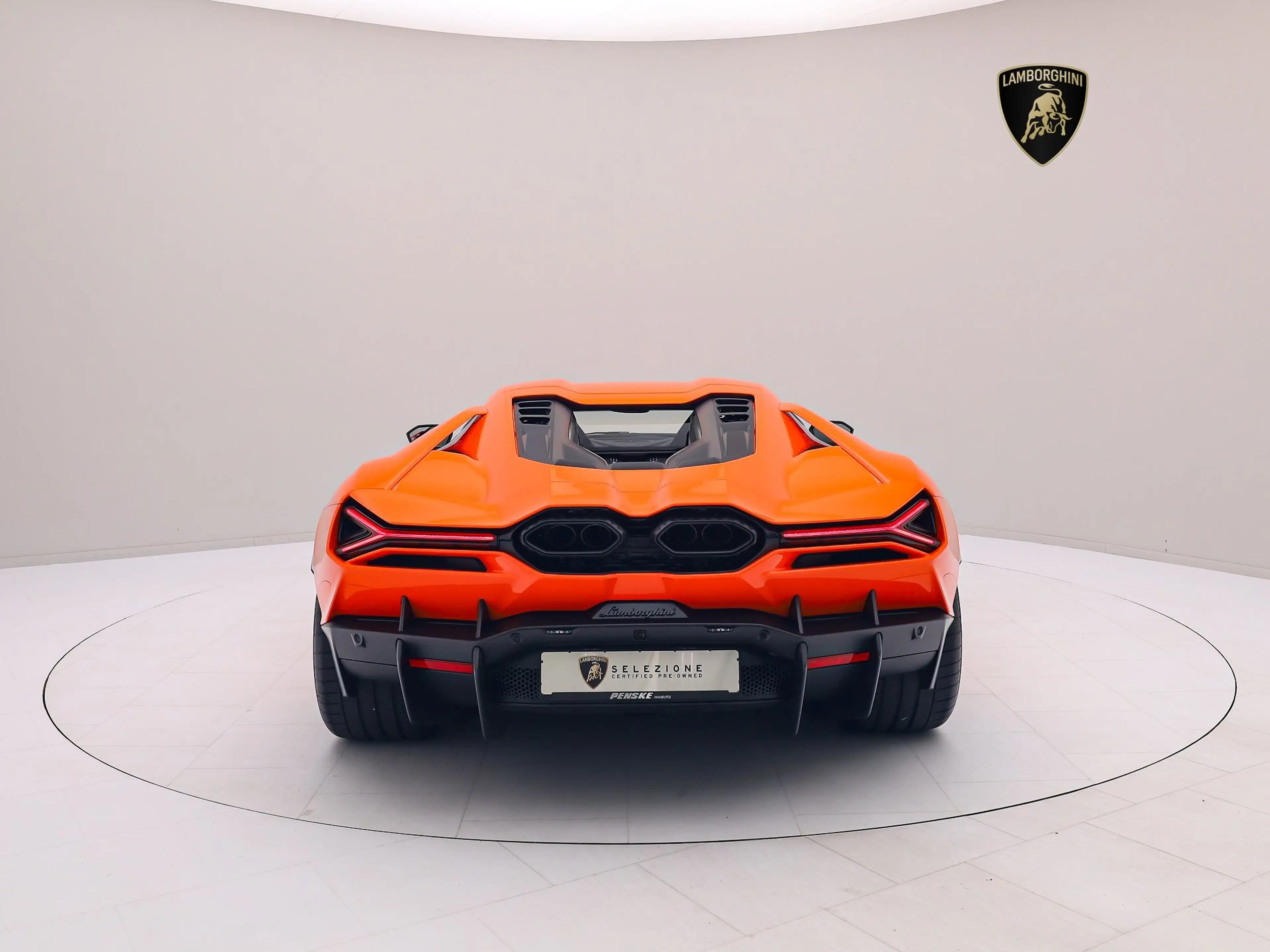 Lamborghini Revuelto I Lamborghini Hamburg — photo 4