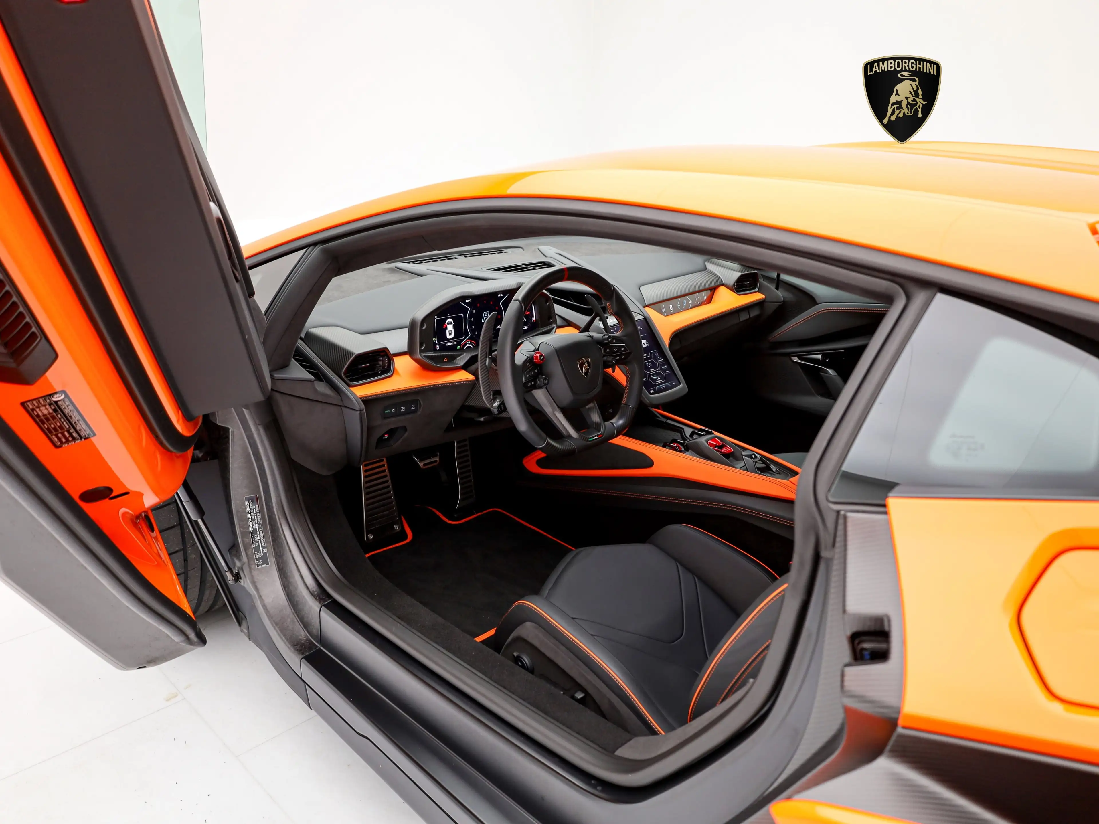 Lamborghini Revuelto I Lamborghini Hamburg — photo 6