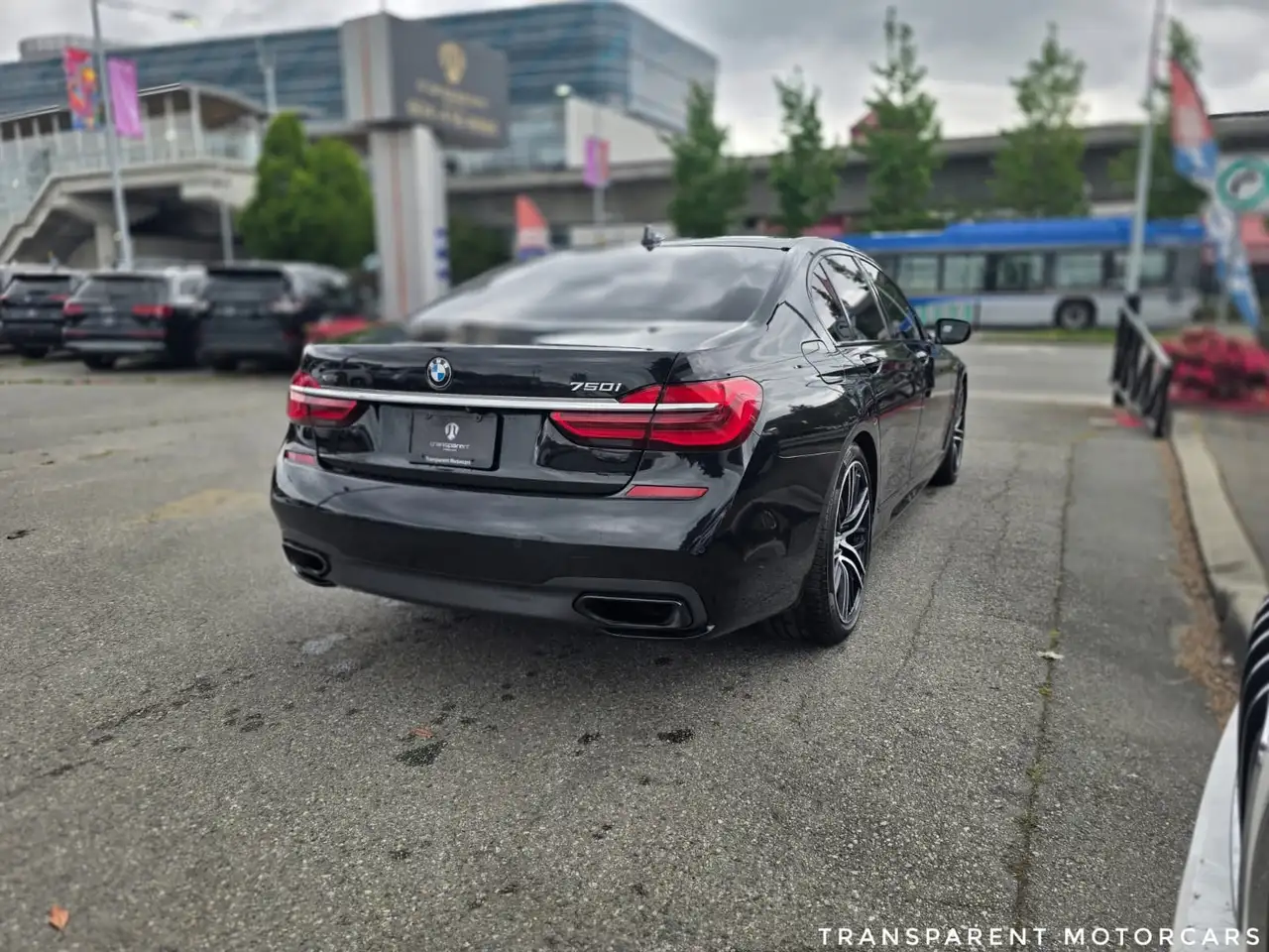 BMW 7 Series photo BMW 7 Series