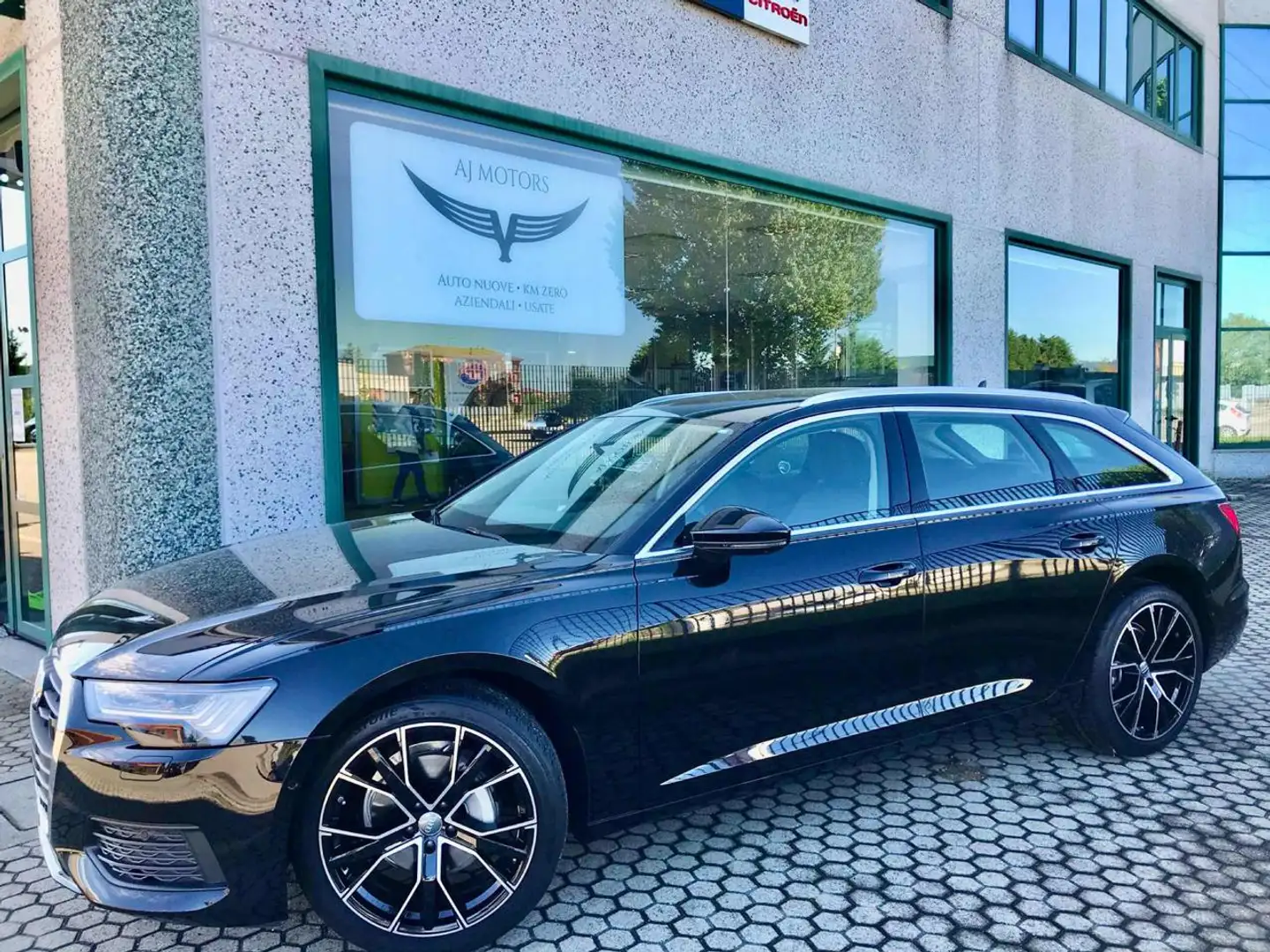 Audi A6 Avant 40 2.0 TDI S tronic Business Plus no vincoli Nero - 2