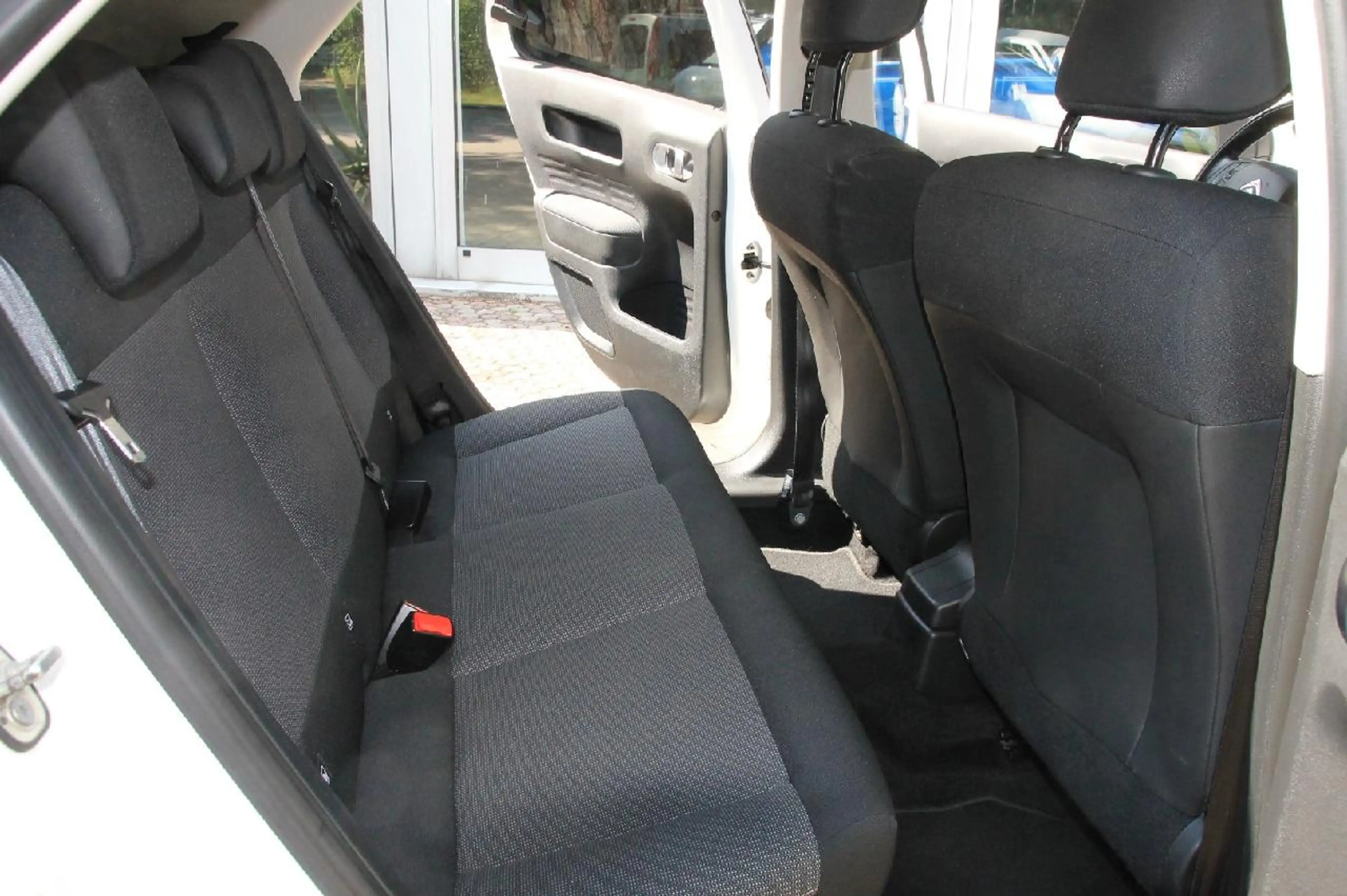 Citroen C4 Cactus Shine Automatik — photo 10