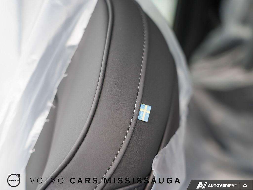 2026 Volvo XC90 B6 AWD Plus Bright Theme 7-Seater thumb 23