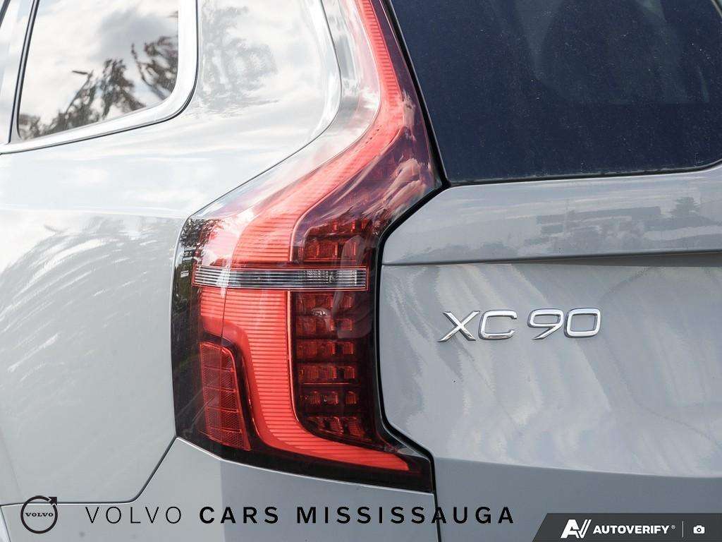 2026 Volvo XC90 B6 AWD Plus Bright Theme 7-Seater thumb 12
