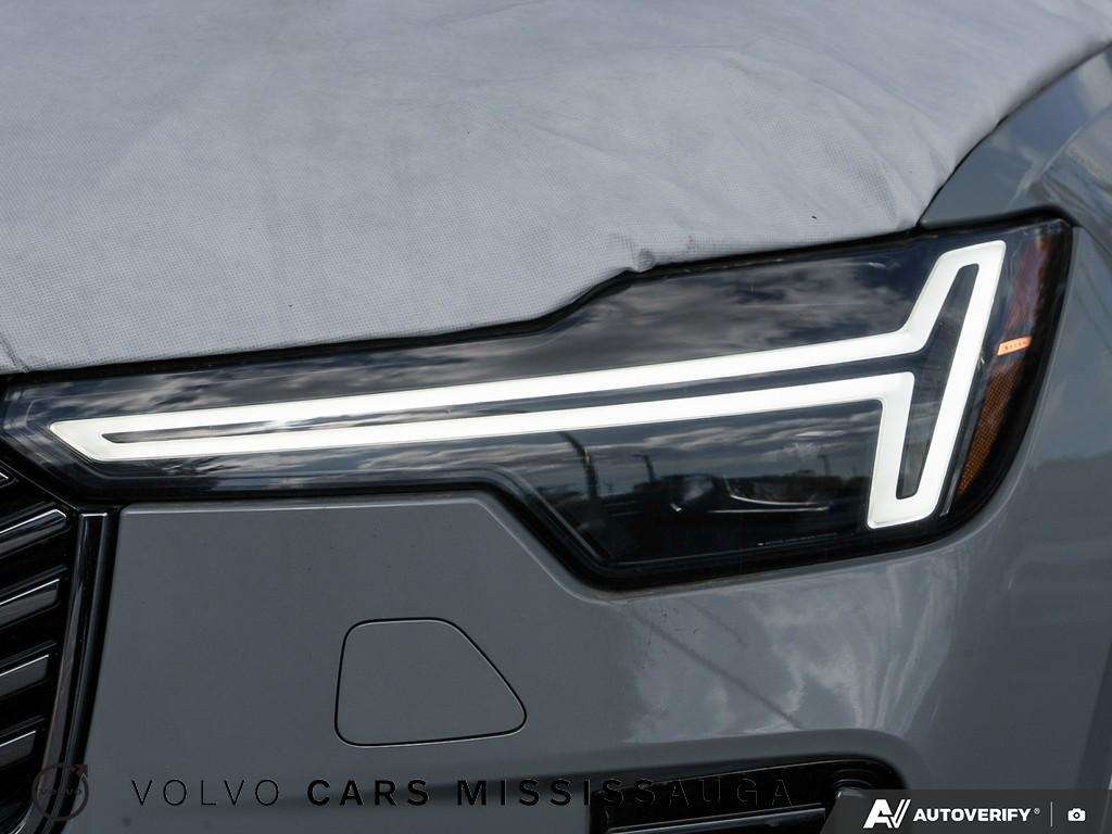 2026 Volvo XC90 B6 AWD Plus Bright Theme 7-Seater thumb 10