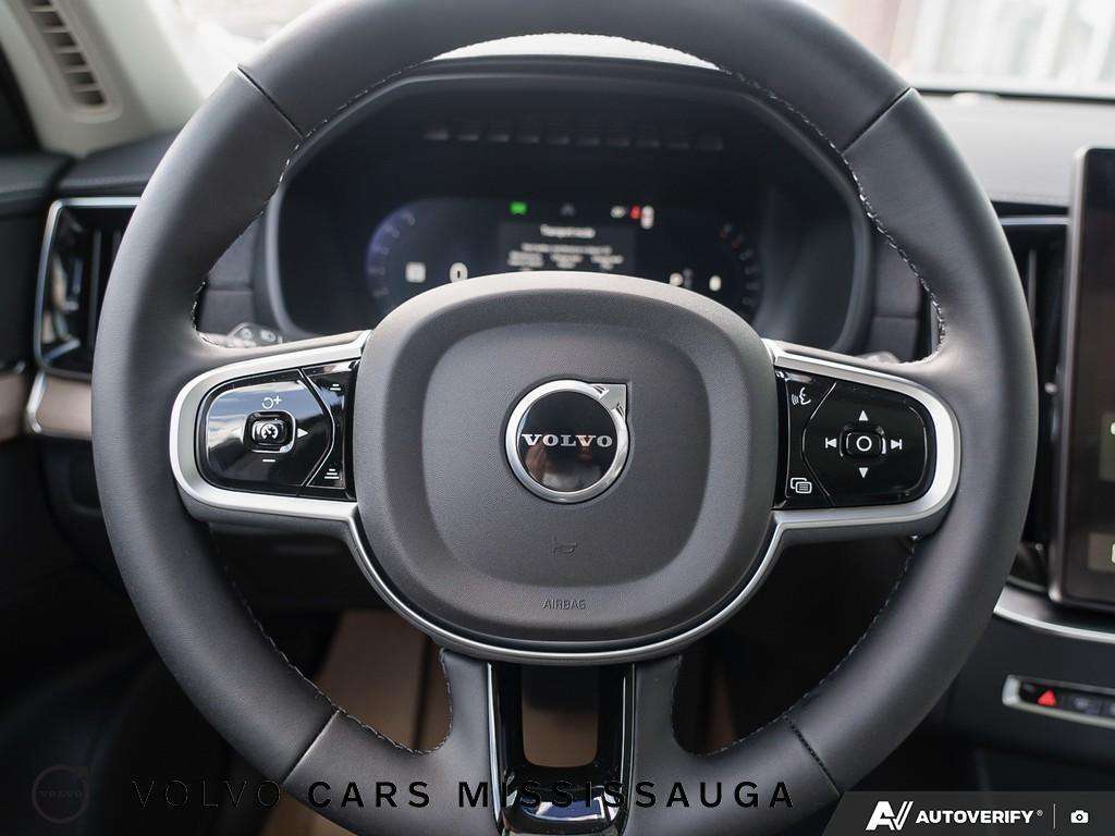 2026 Volvo XC90 B6 AWD Plus Bright Theme 7-Seater thumb 14