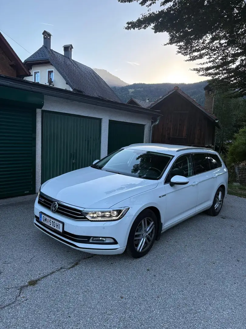 Volkswagen Passat 2.0 TDI (BlueMotion Technology) Comfortline Weiß - 1