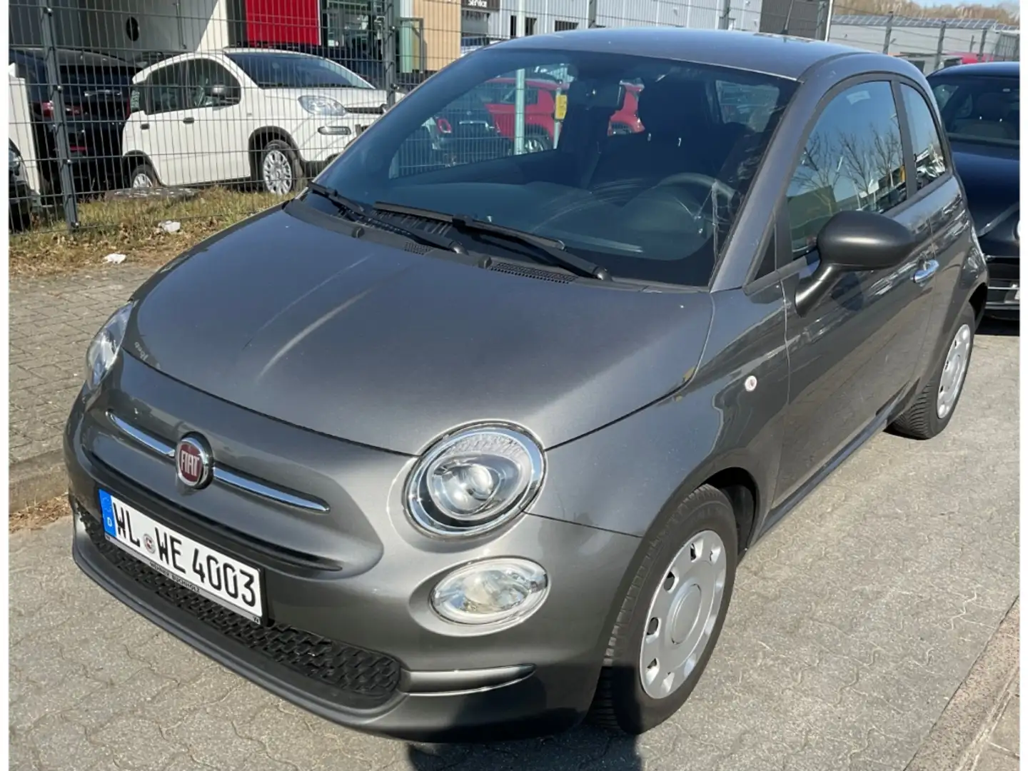 Fiat 500 Fiat Hatchback 1,0 Mild Hybrid mit Ganzjahresreife Grau - 2